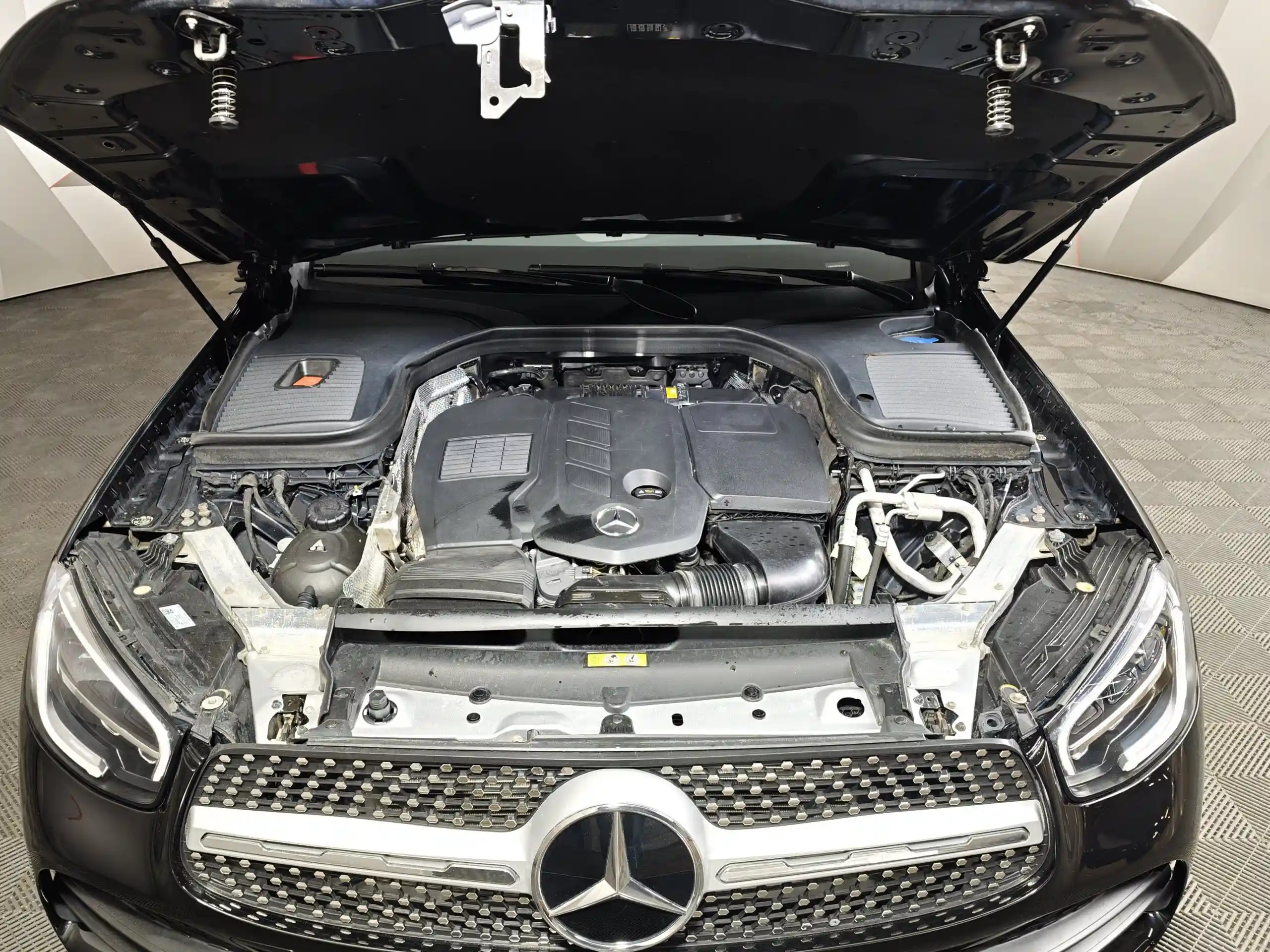 Mercedes-Benz GLC 2021