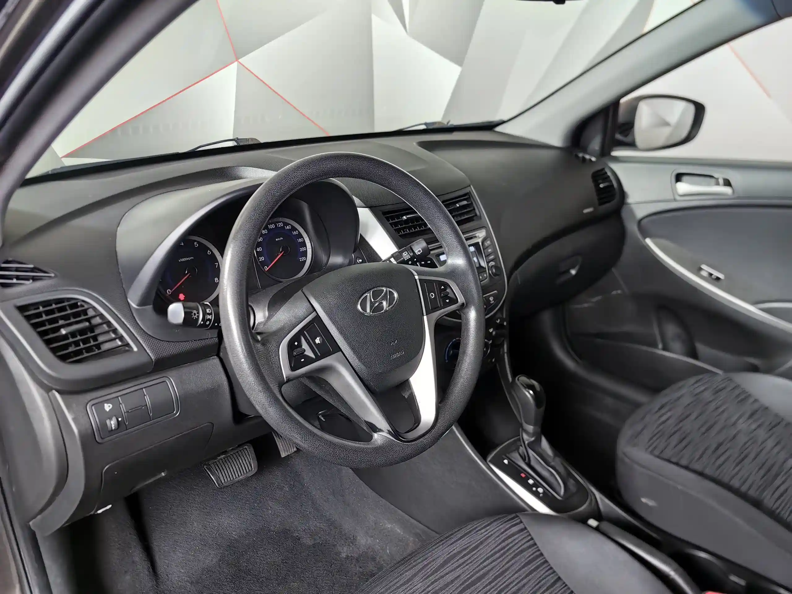 Hyundai Solaris 2016