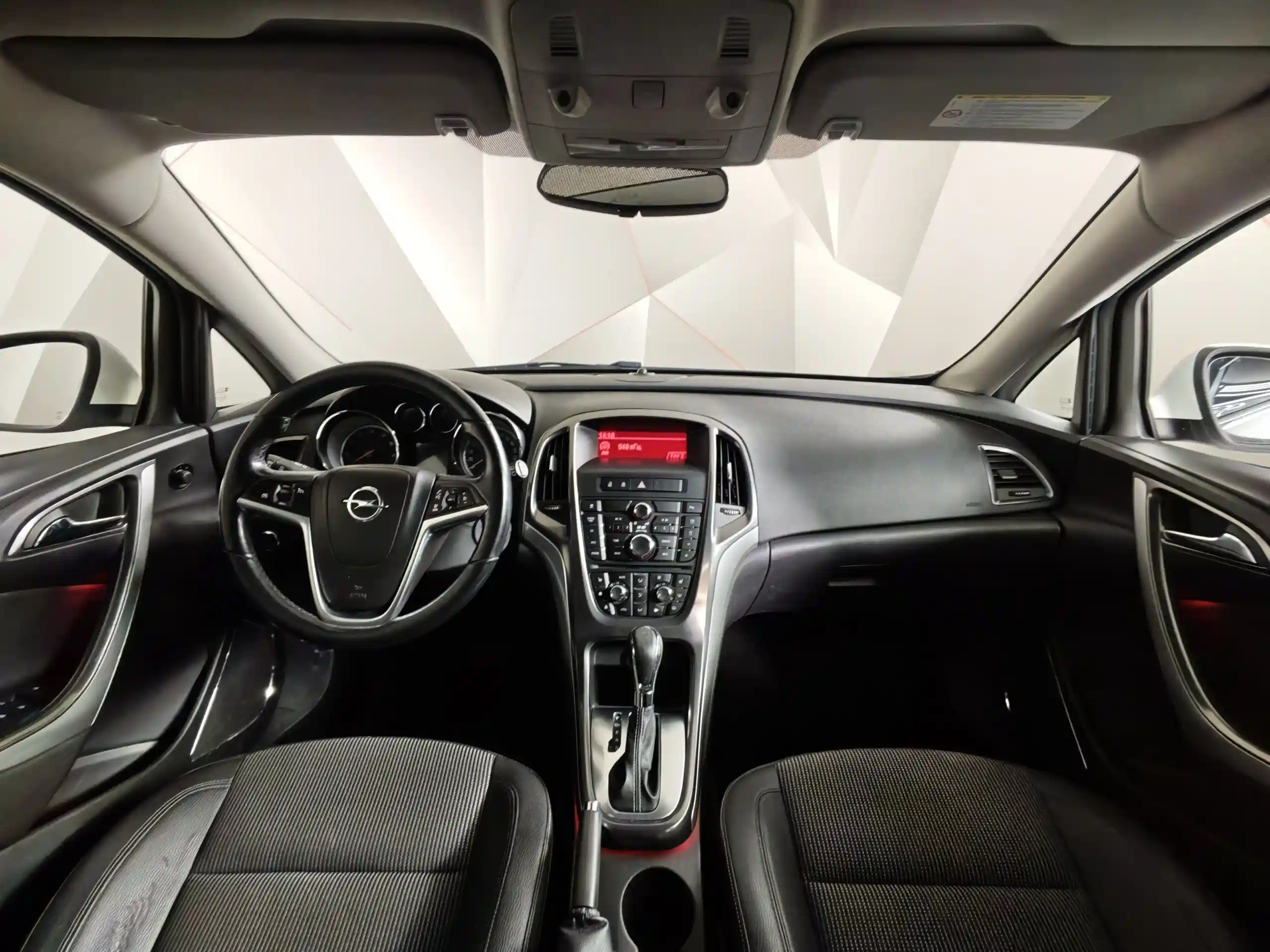 Opel Astra 2011