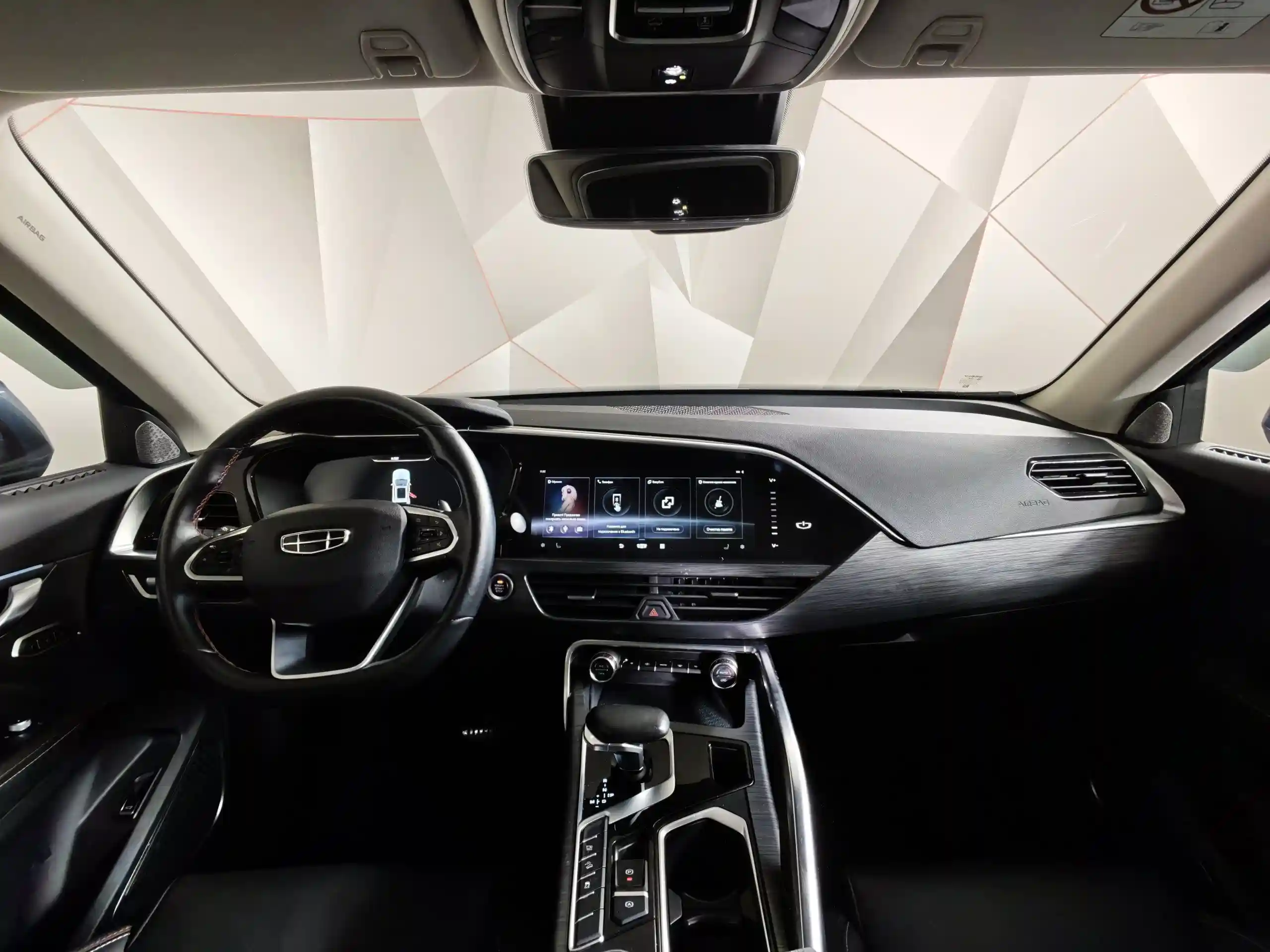 Geely Tugella 2021