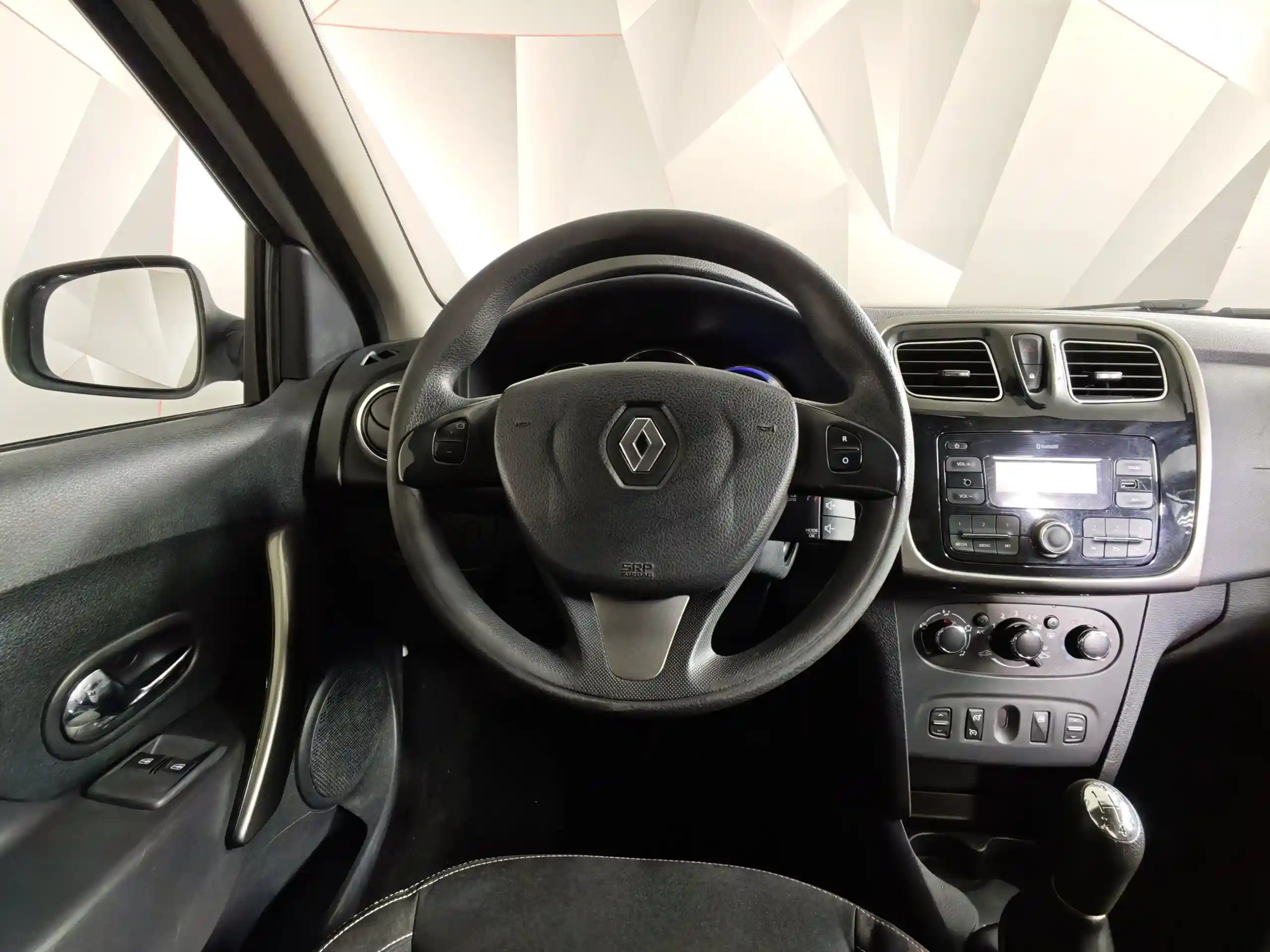 Renault Logan 2017