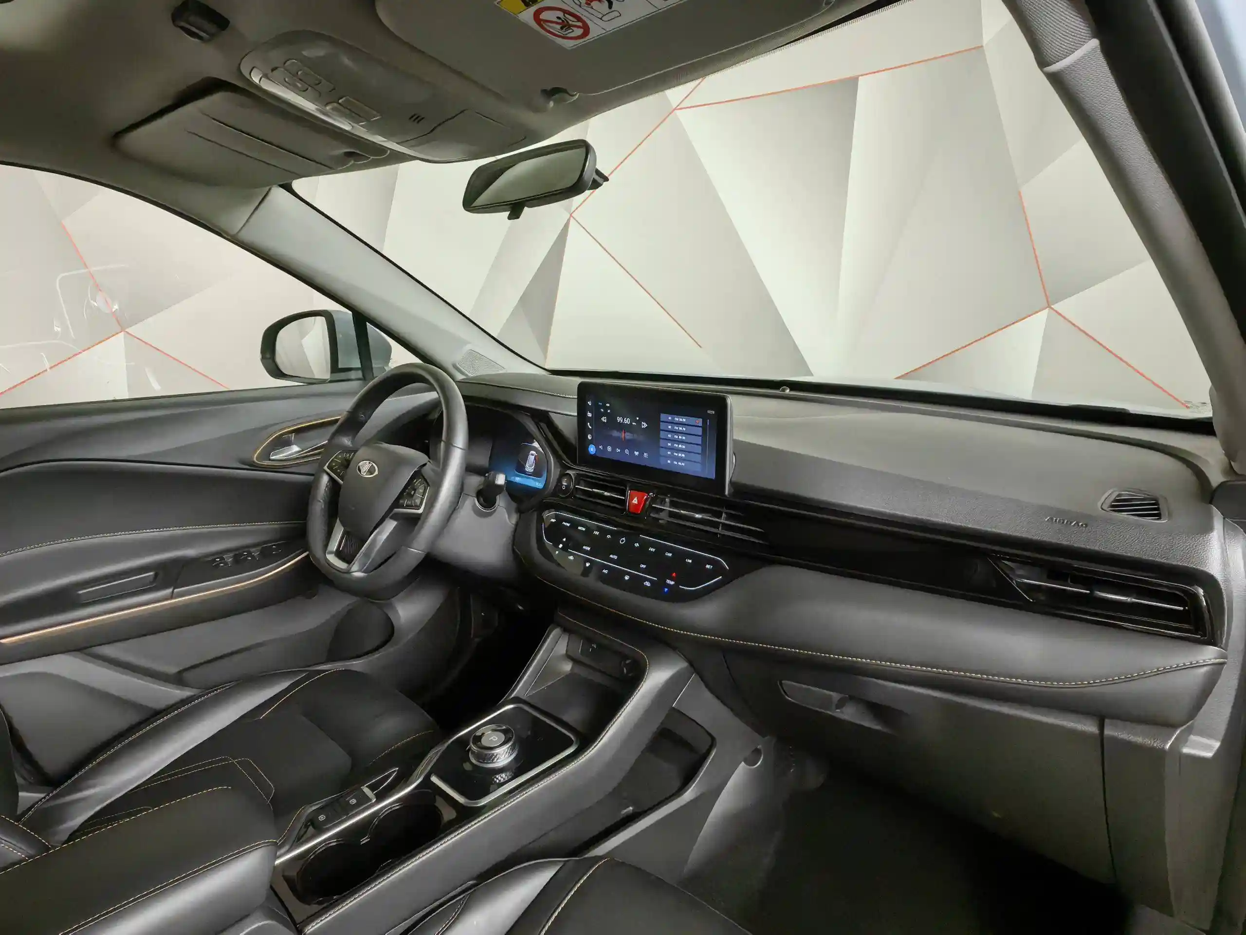 Москвич 3e 2023