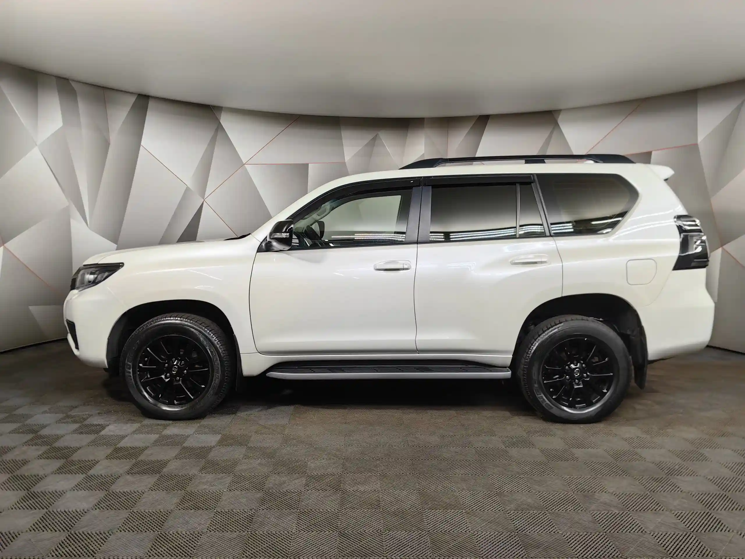 Toyota Land Cruiser Prado 2023