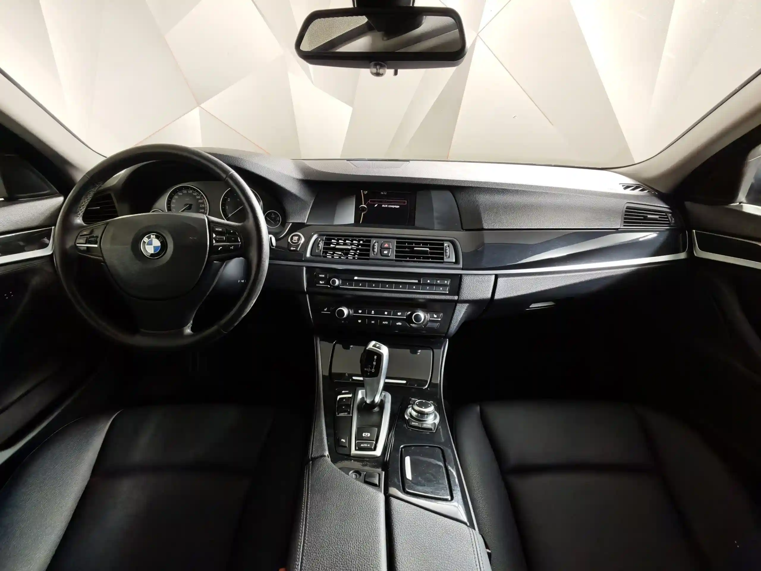 BMW 5 серия 2012