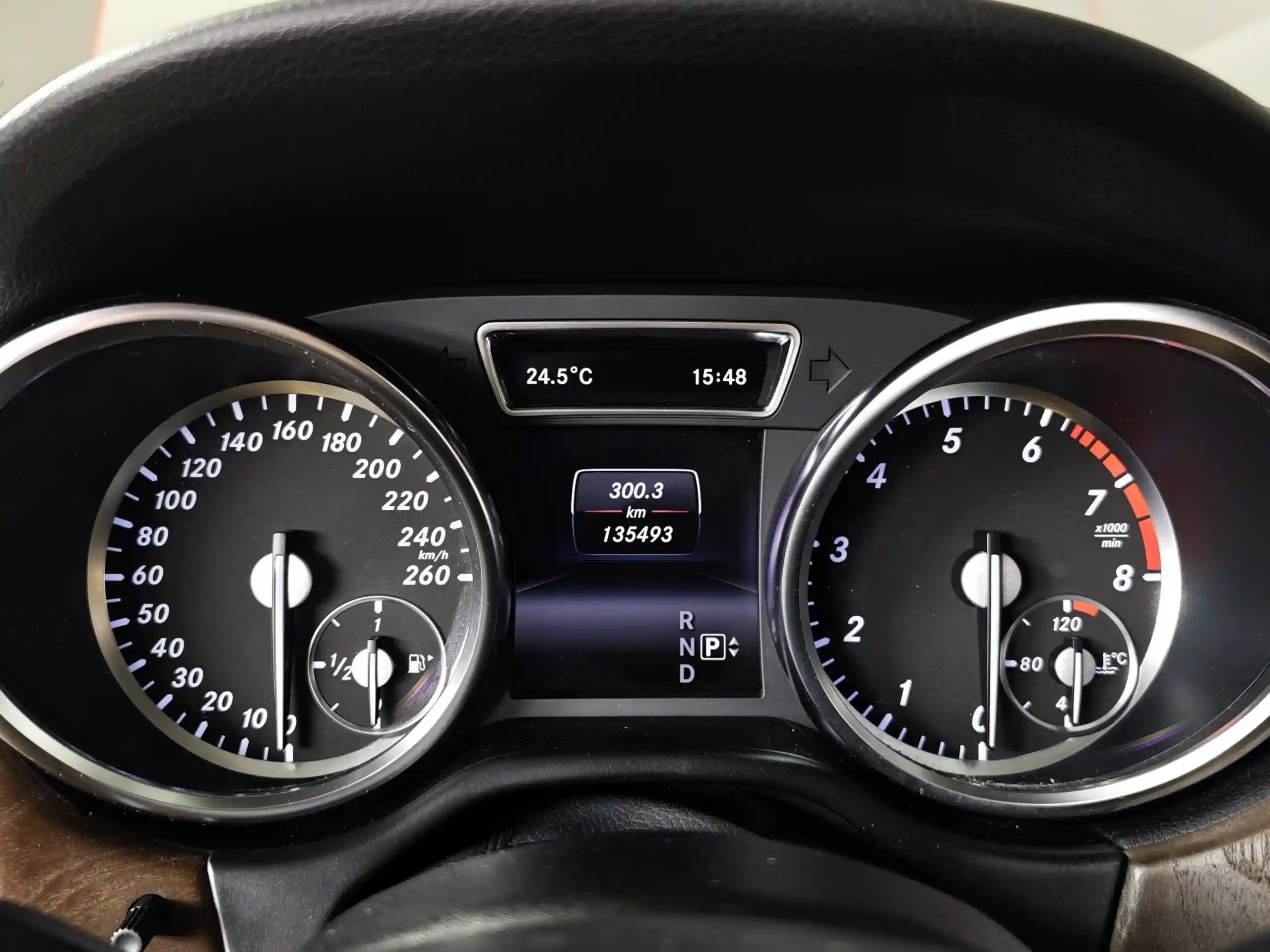 Mercedes-Benz M-Класс 2014