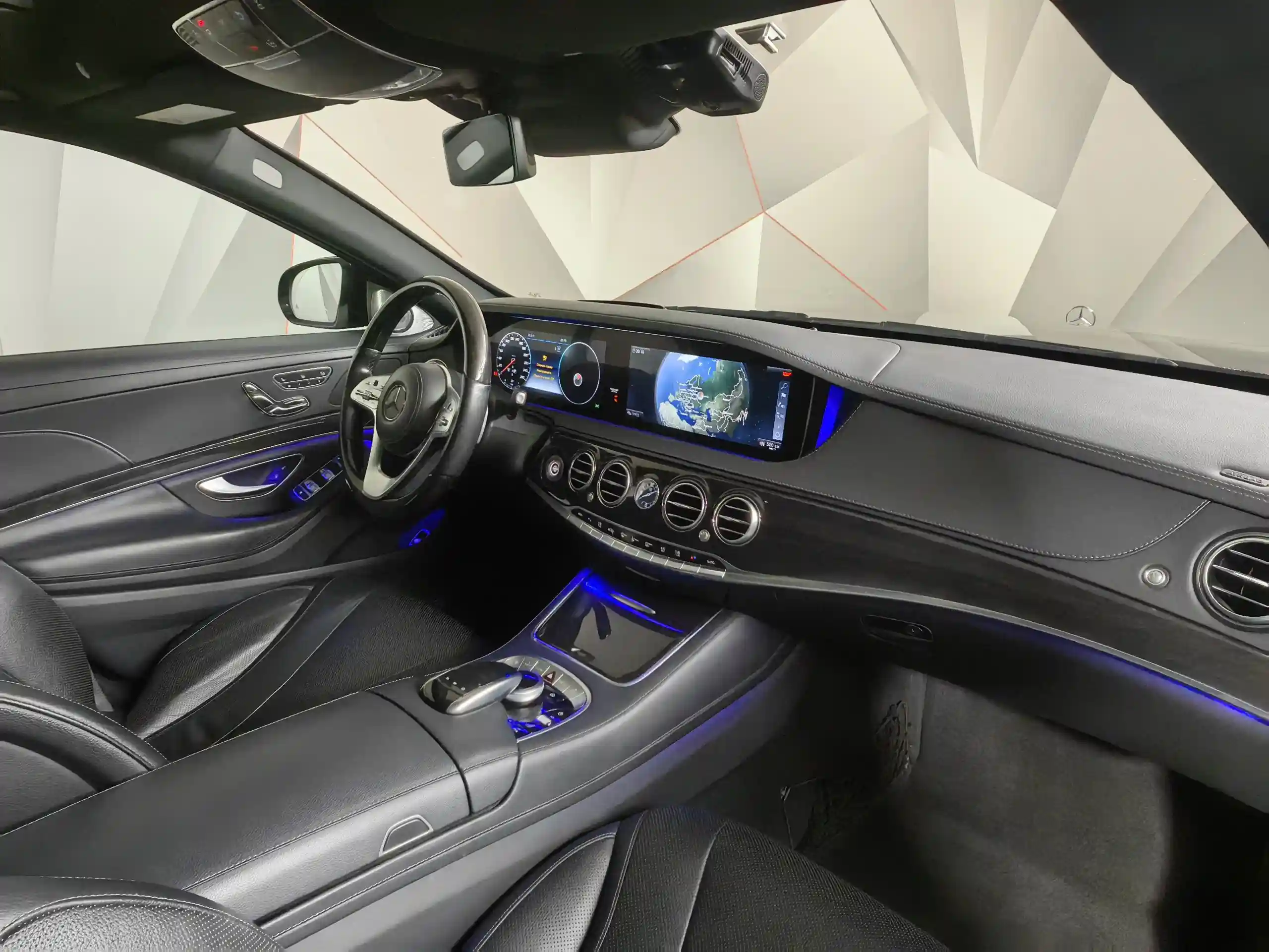 Mercedes-Benz S-Класс 2020