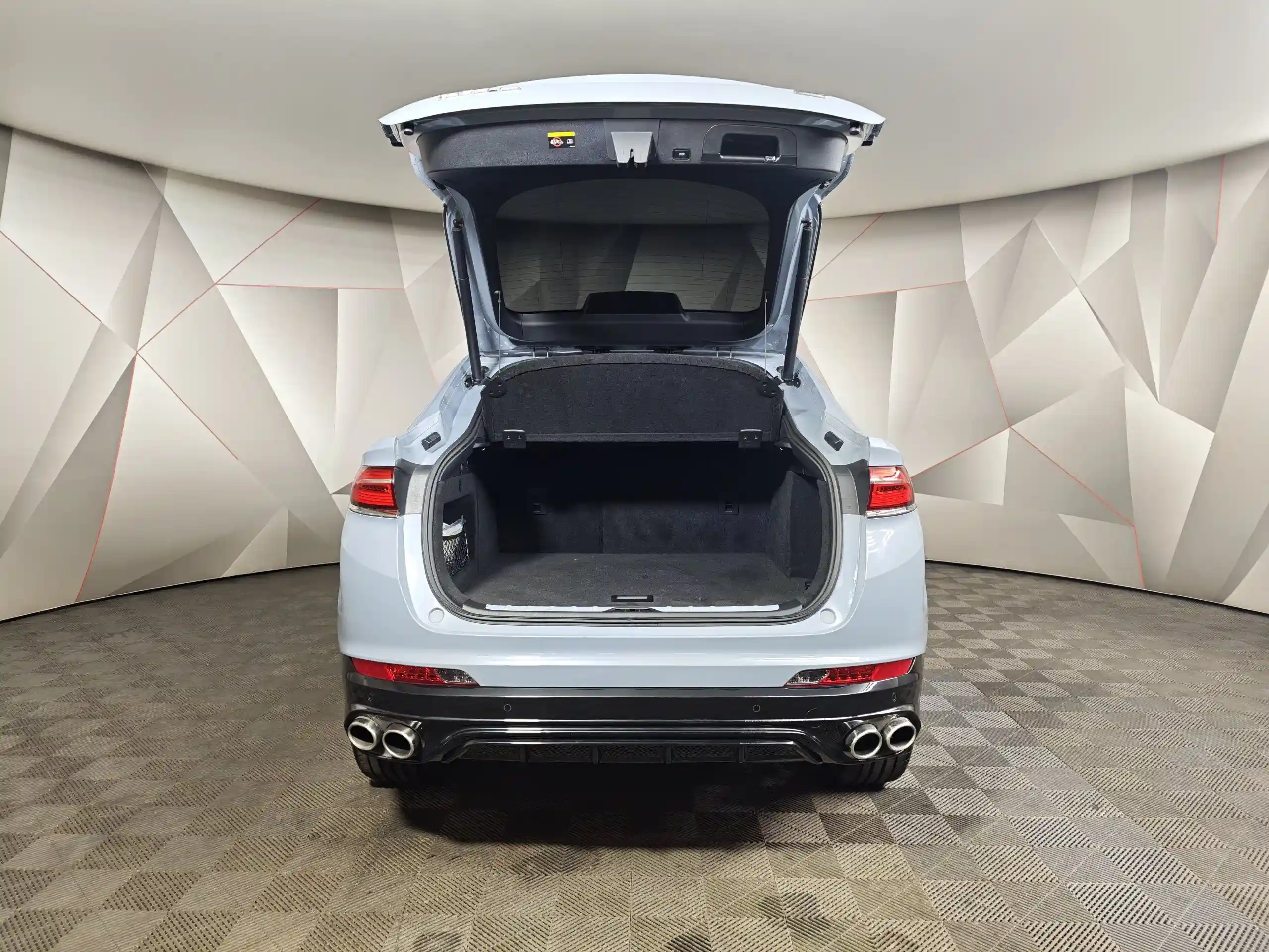 Geely Tugella 2023