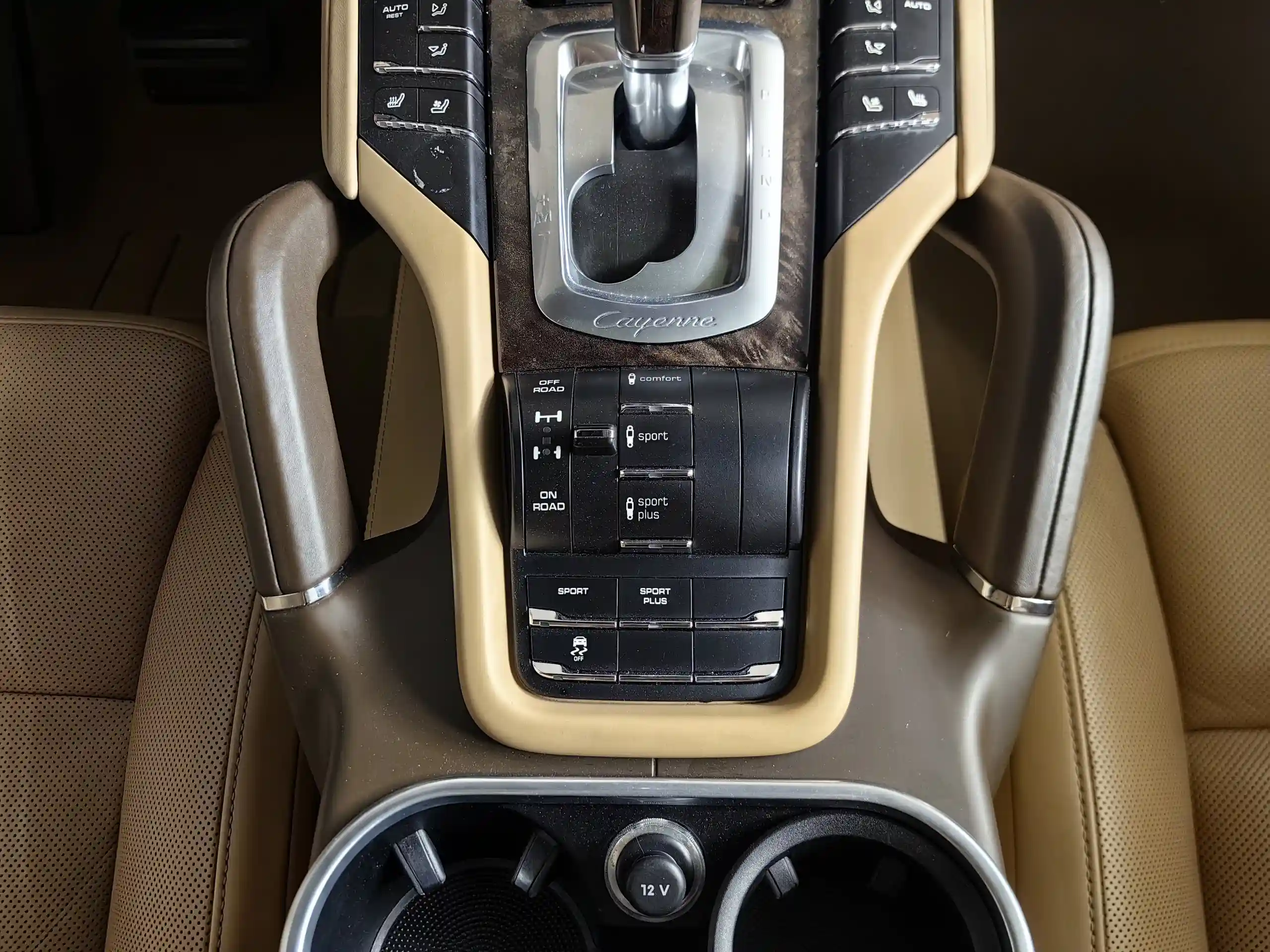 Porsche Cayenne 2014