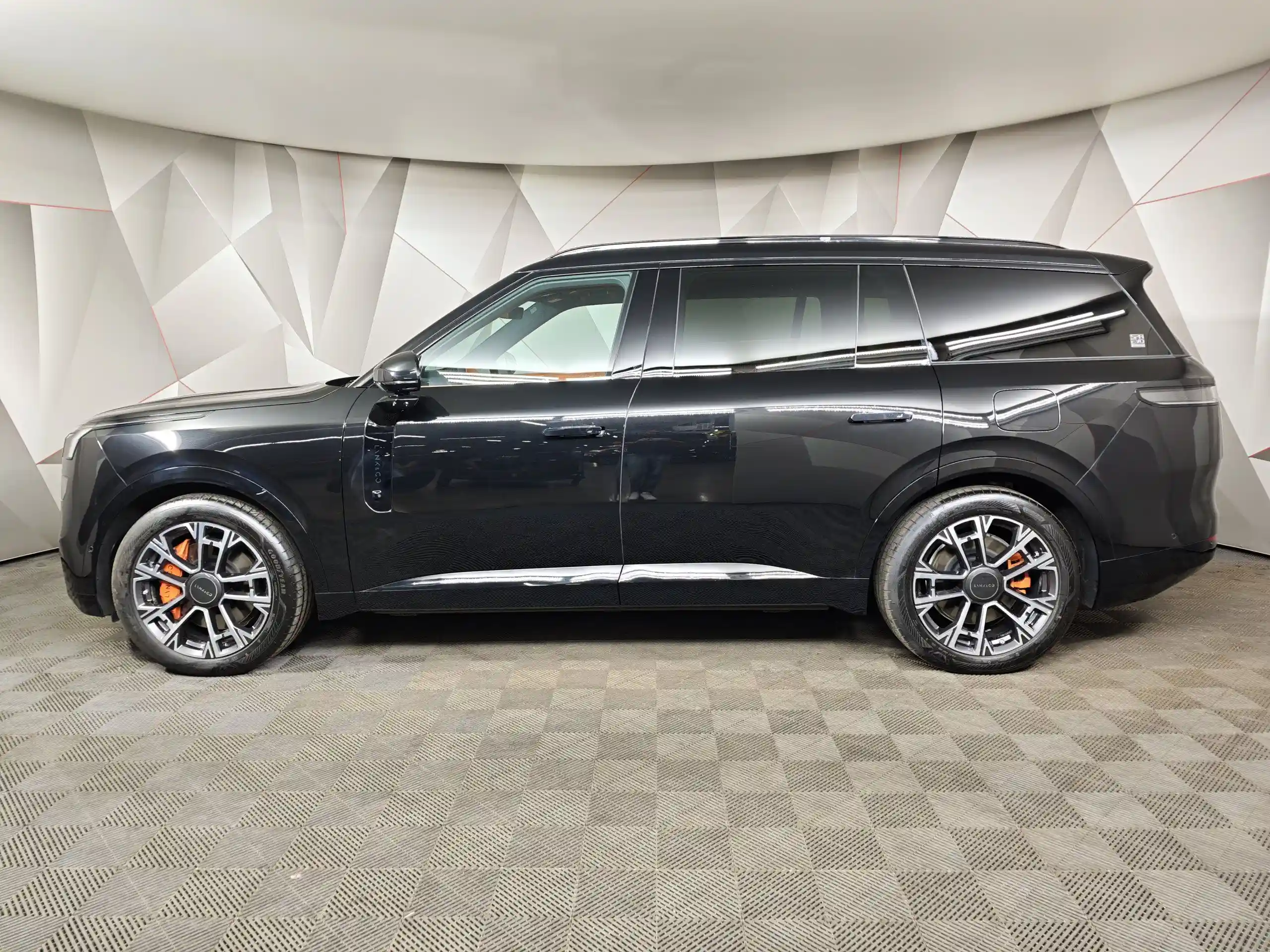 Lynk & Co 900 2026