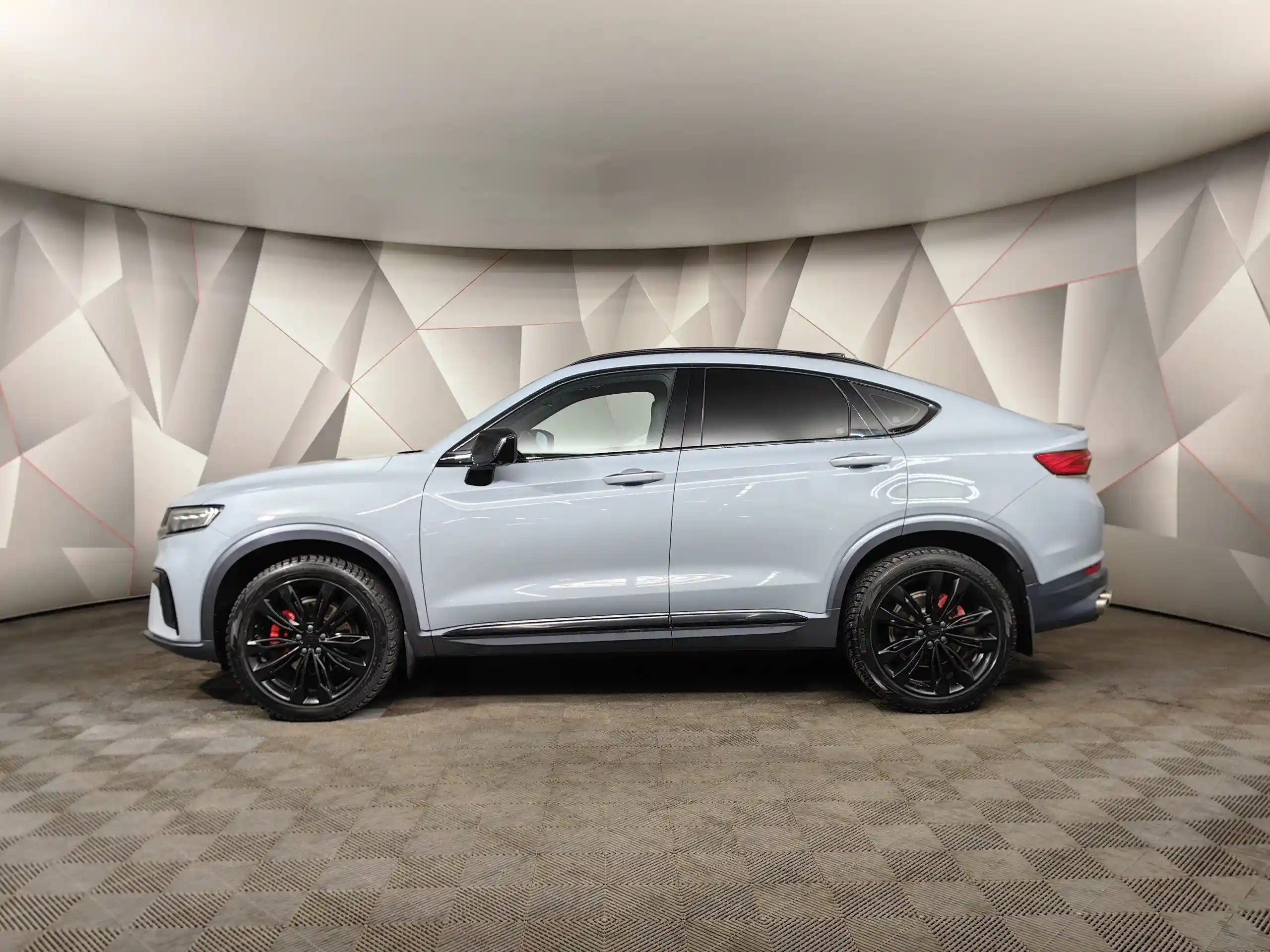 Geely Tugella 2022
