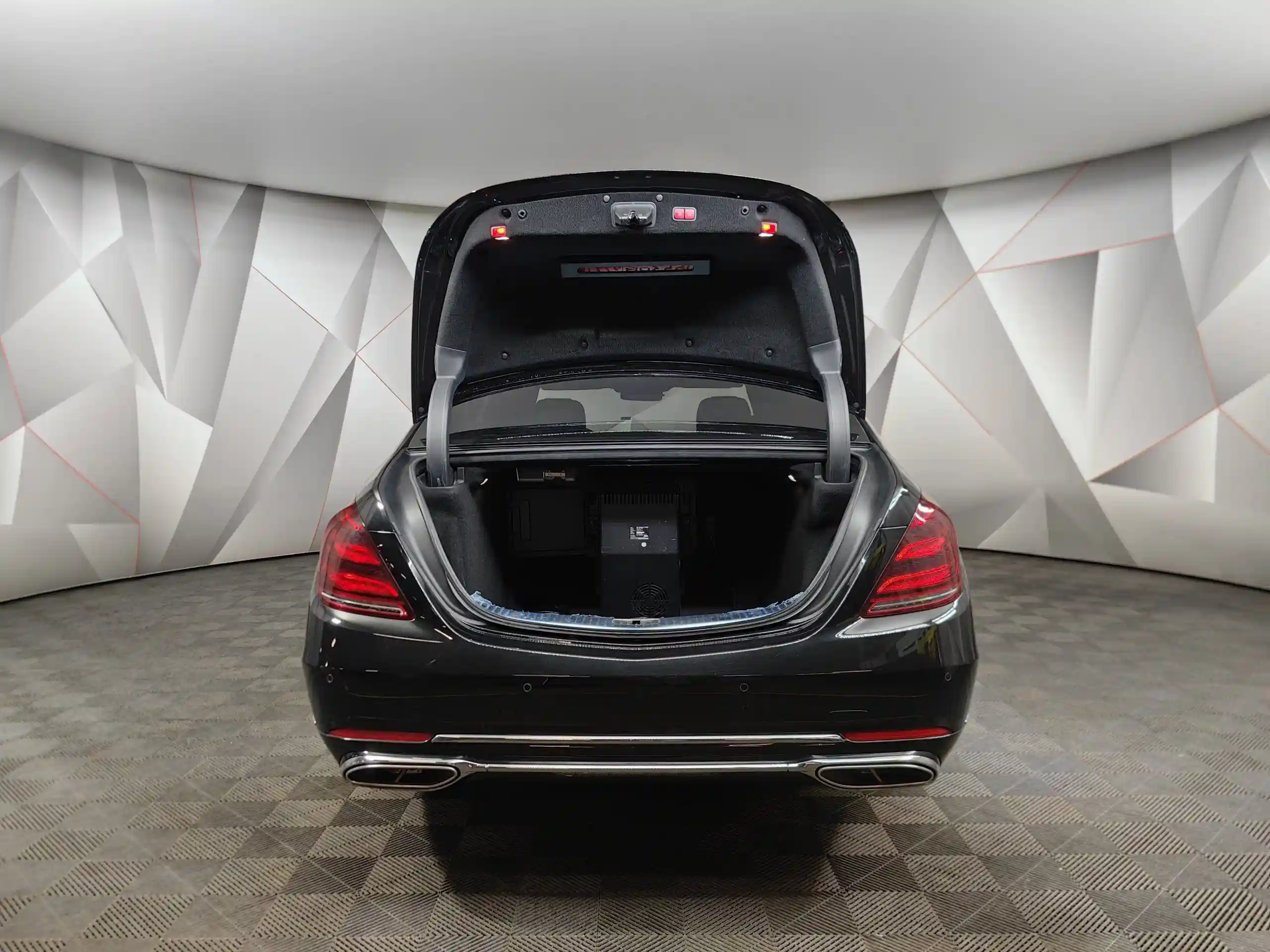 Mercedes-Benz S-Класс 2019