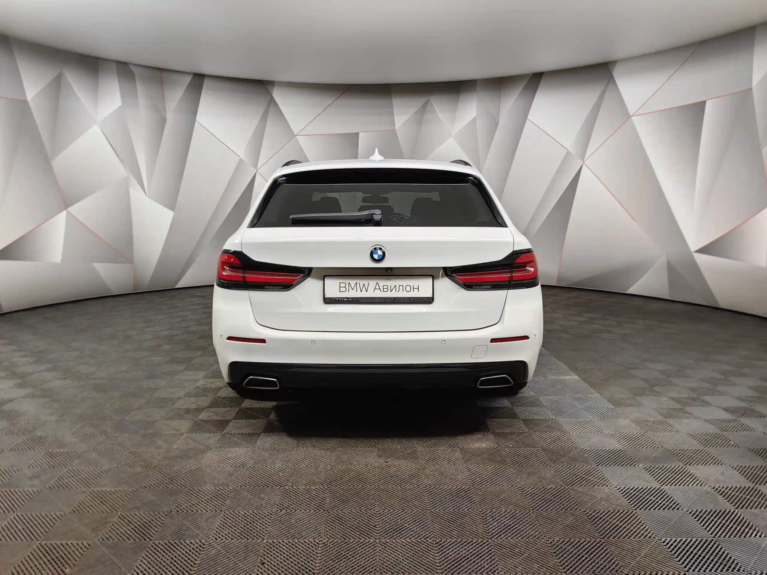 BMW 5 серия 2022
