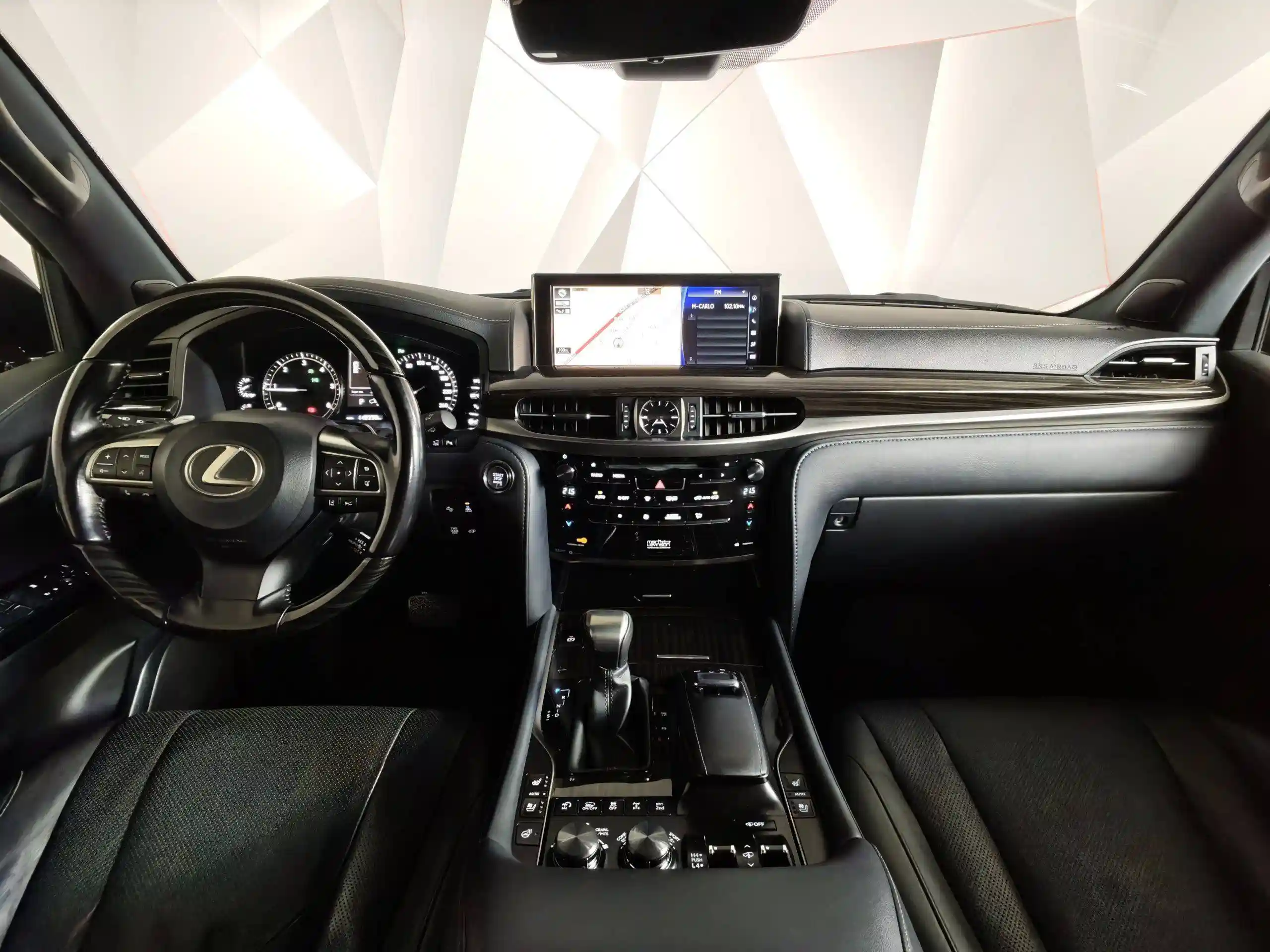 Lexus LX 2020
