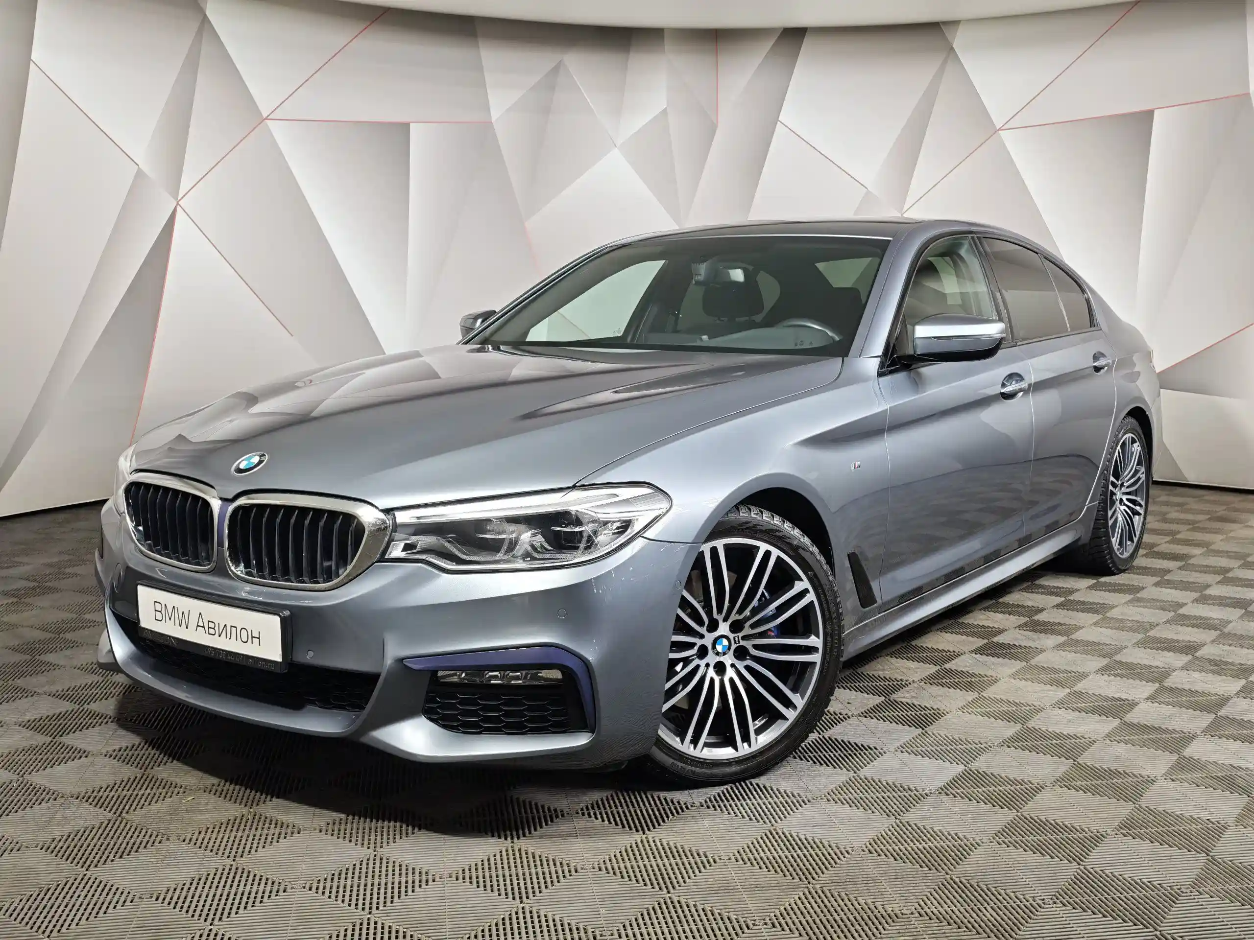 BMW 5 серия 2017