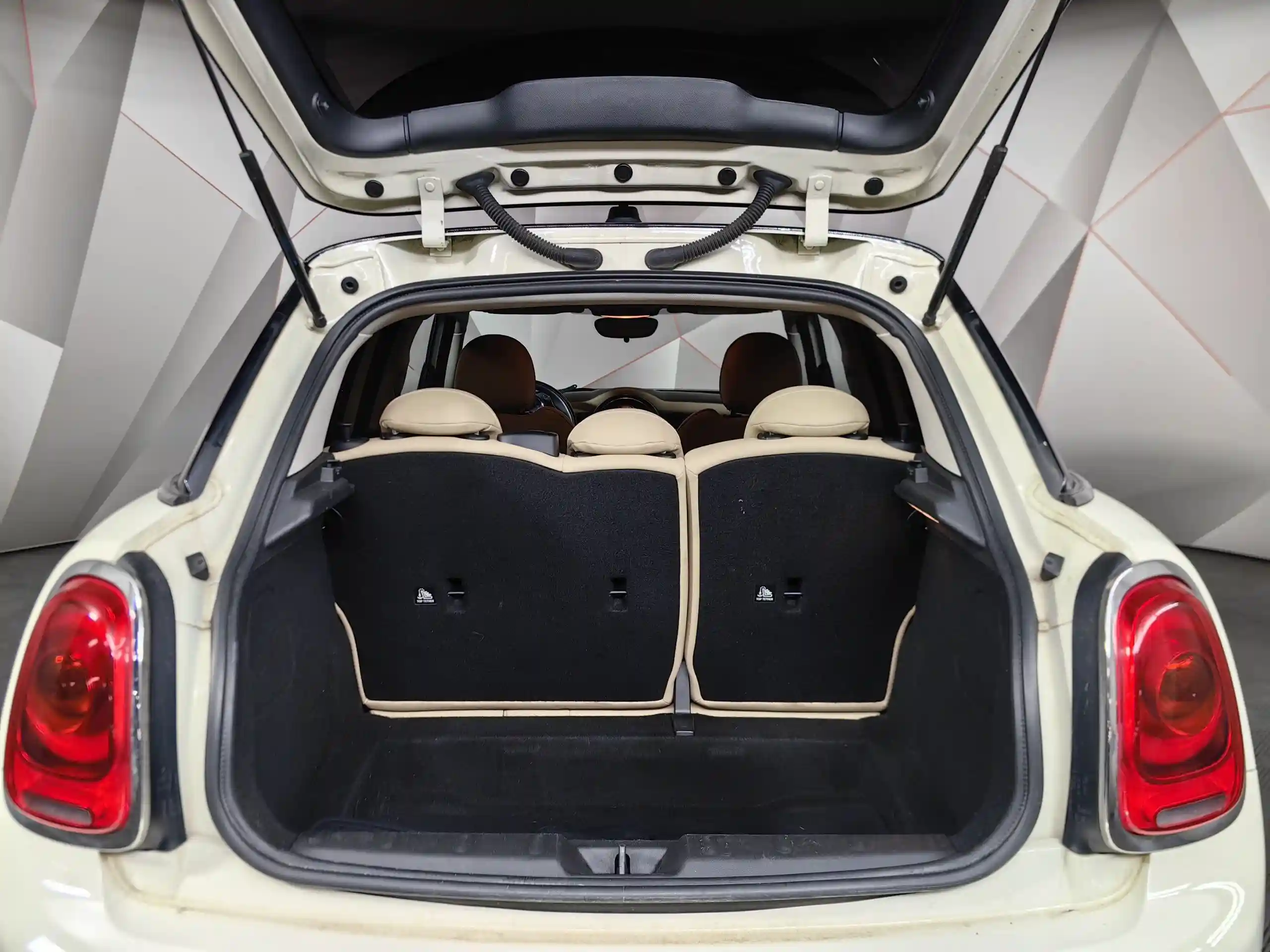 Mini 5 дверей 2017