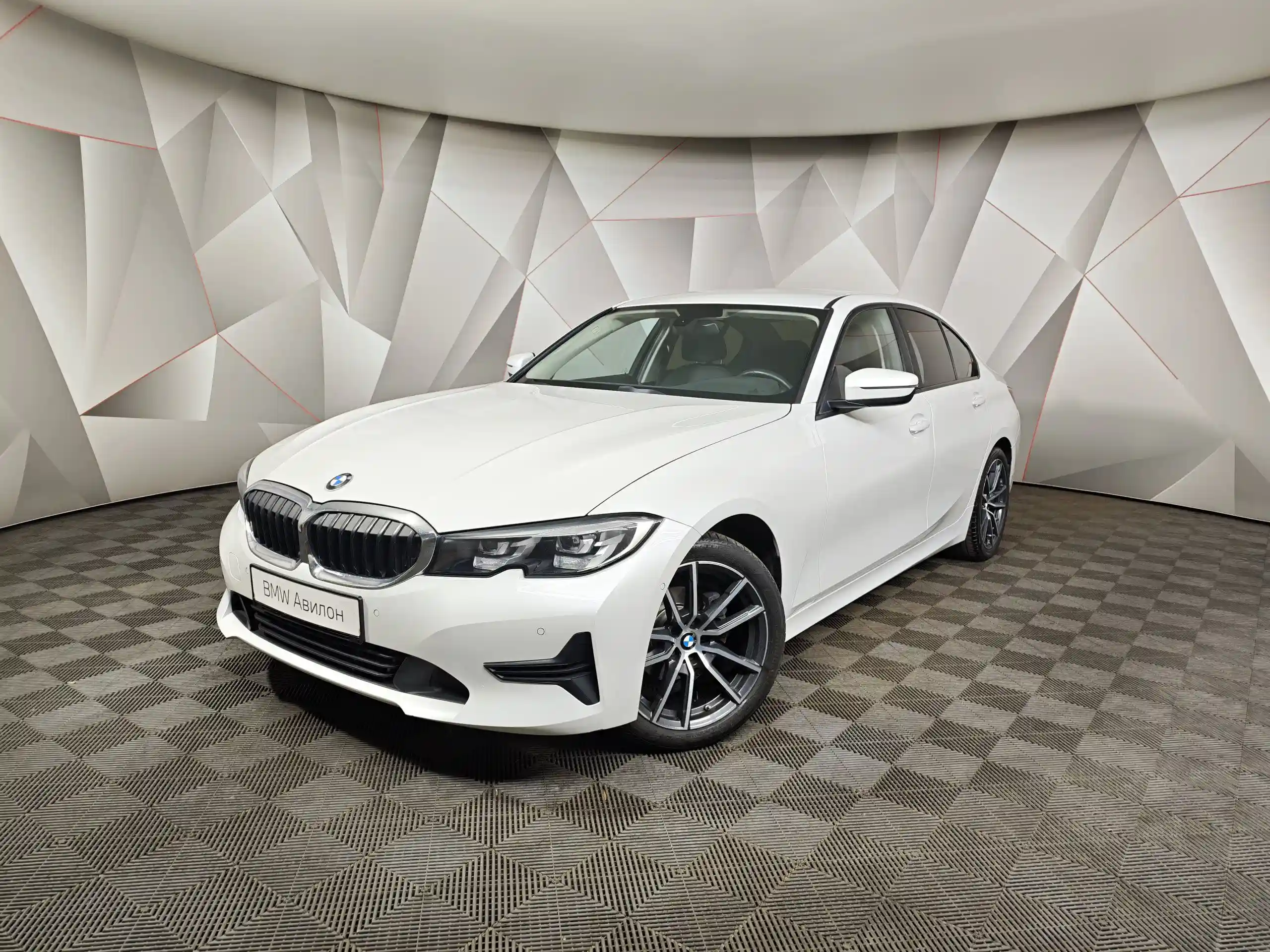 BMW 3 серия 2020