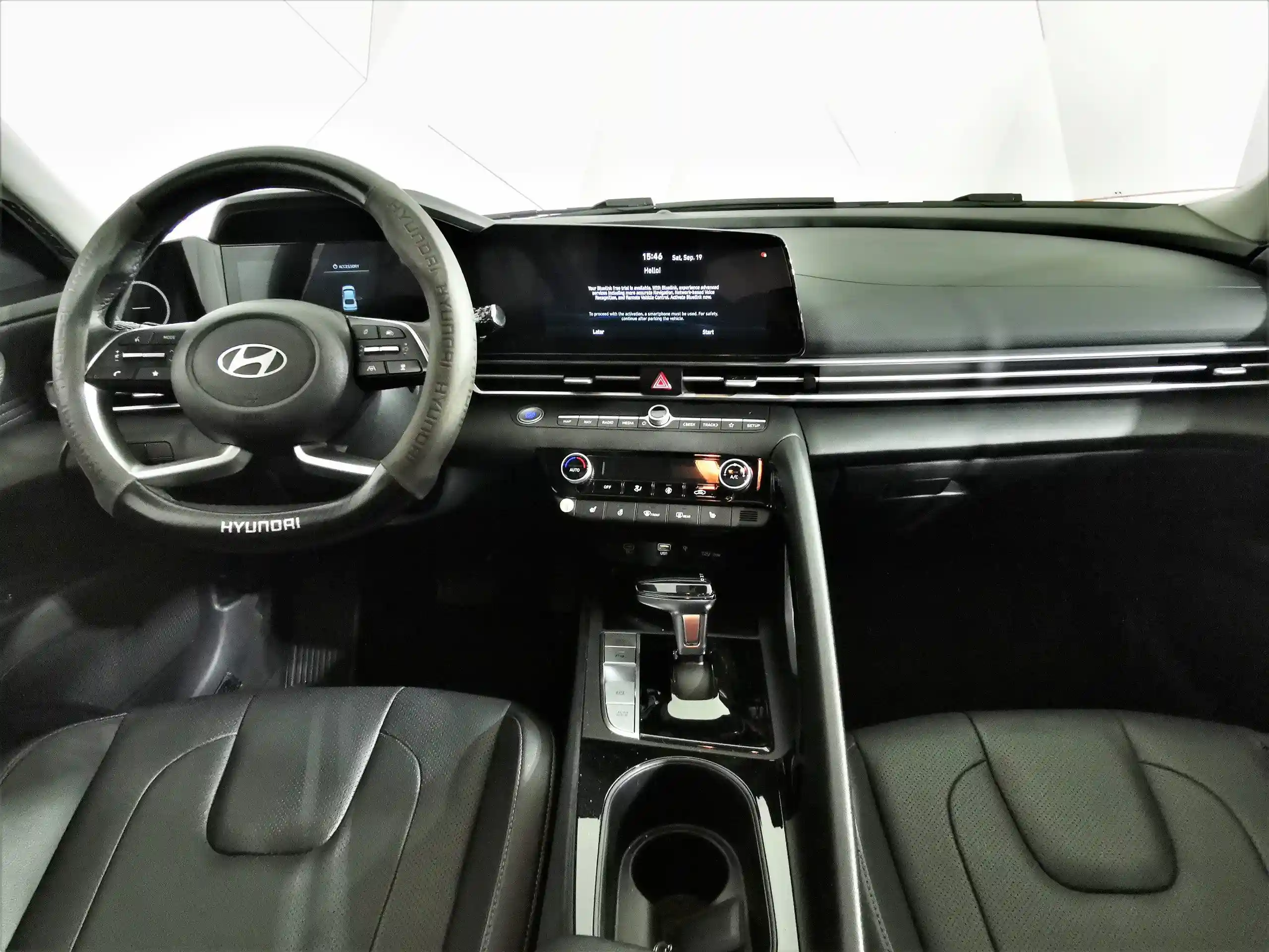 Hyundai Elantra 2023