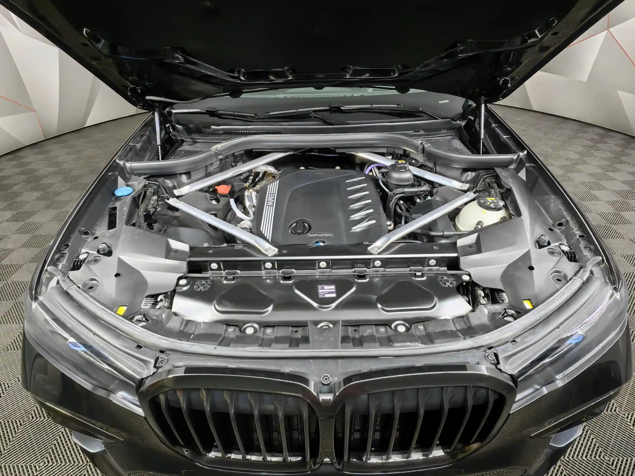 BMW X7 2021