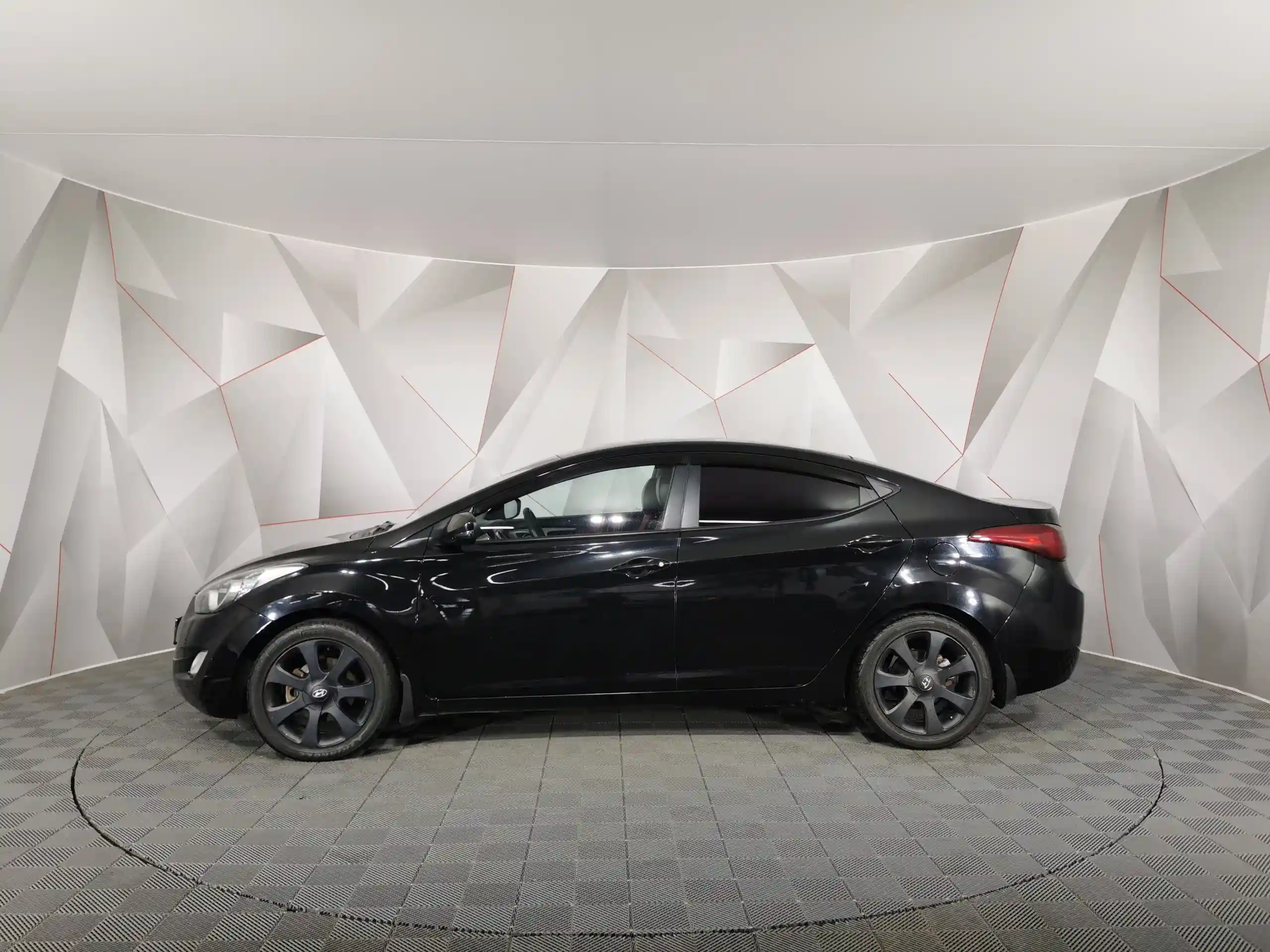 Hyundai Elantra 2012