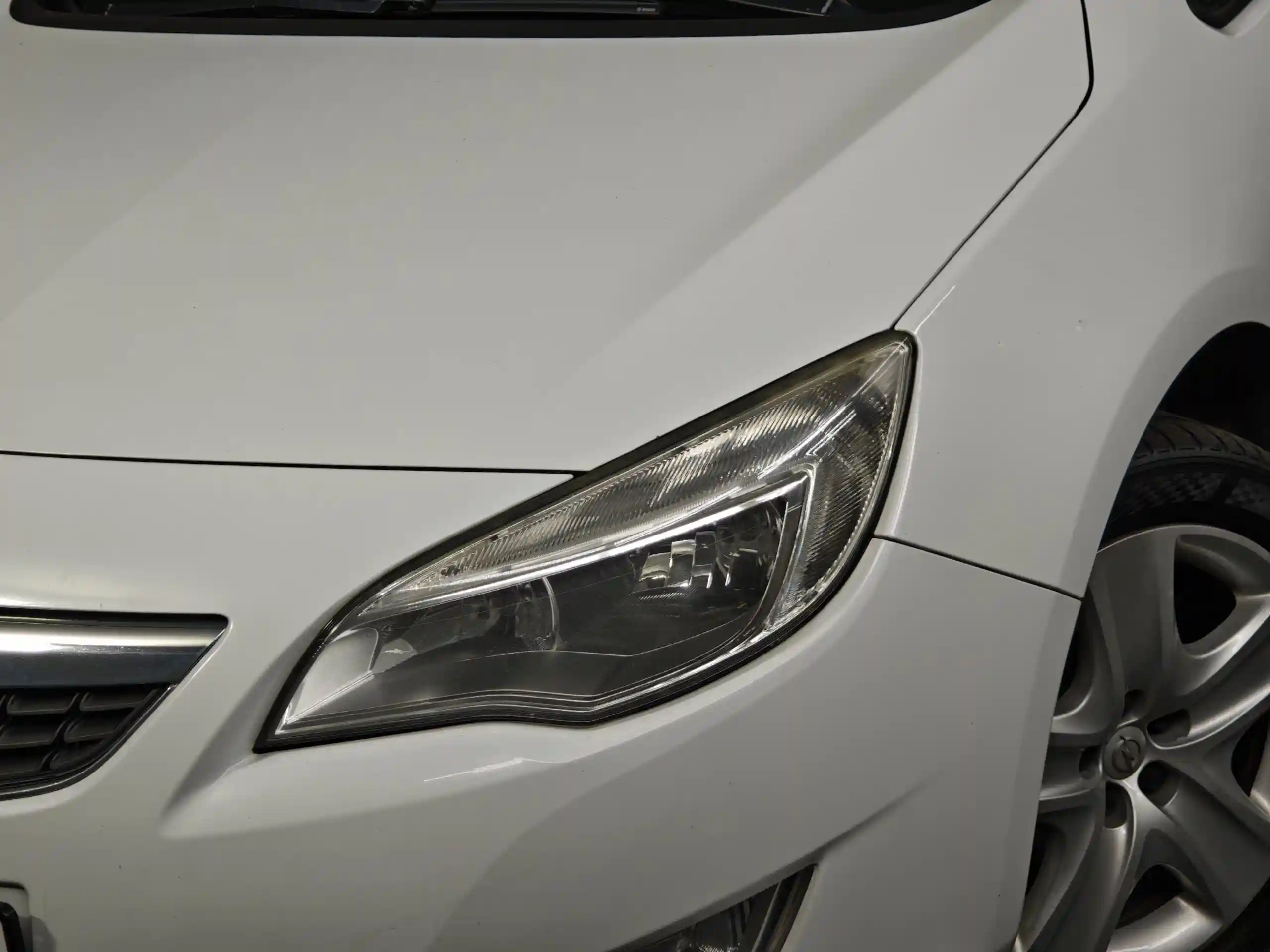 Opel Astra 2012