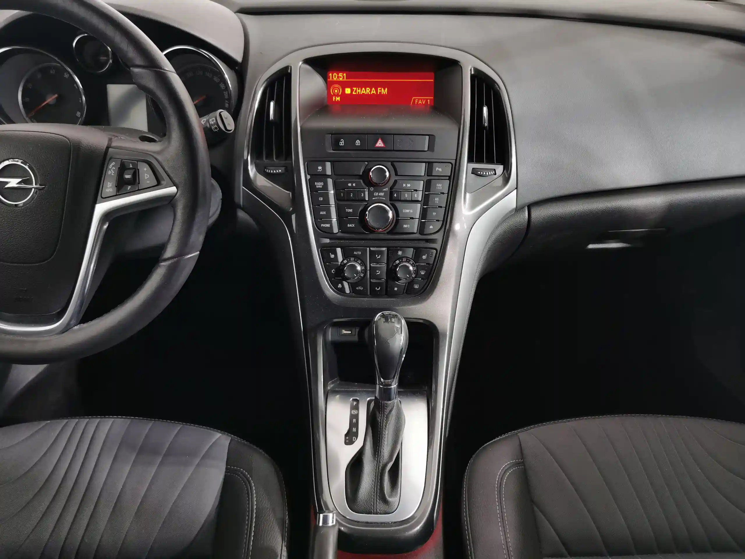 Opel Astra 2013