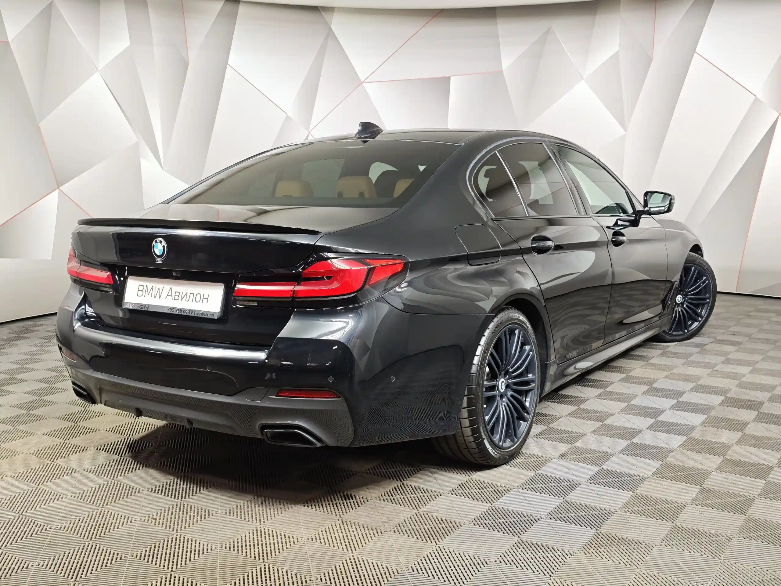 BMW 5 серия 2021