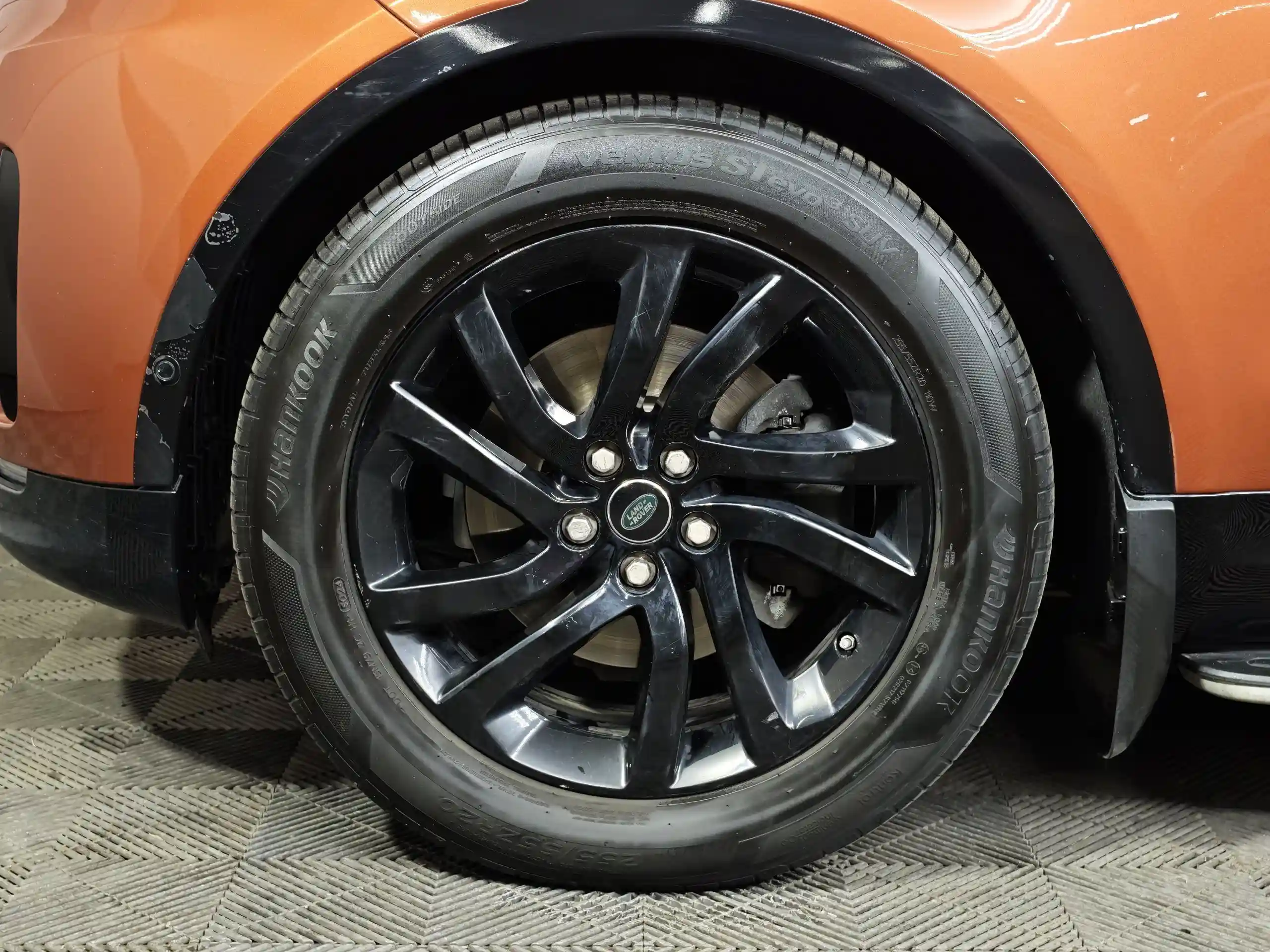 Land Rover Discovery 2018