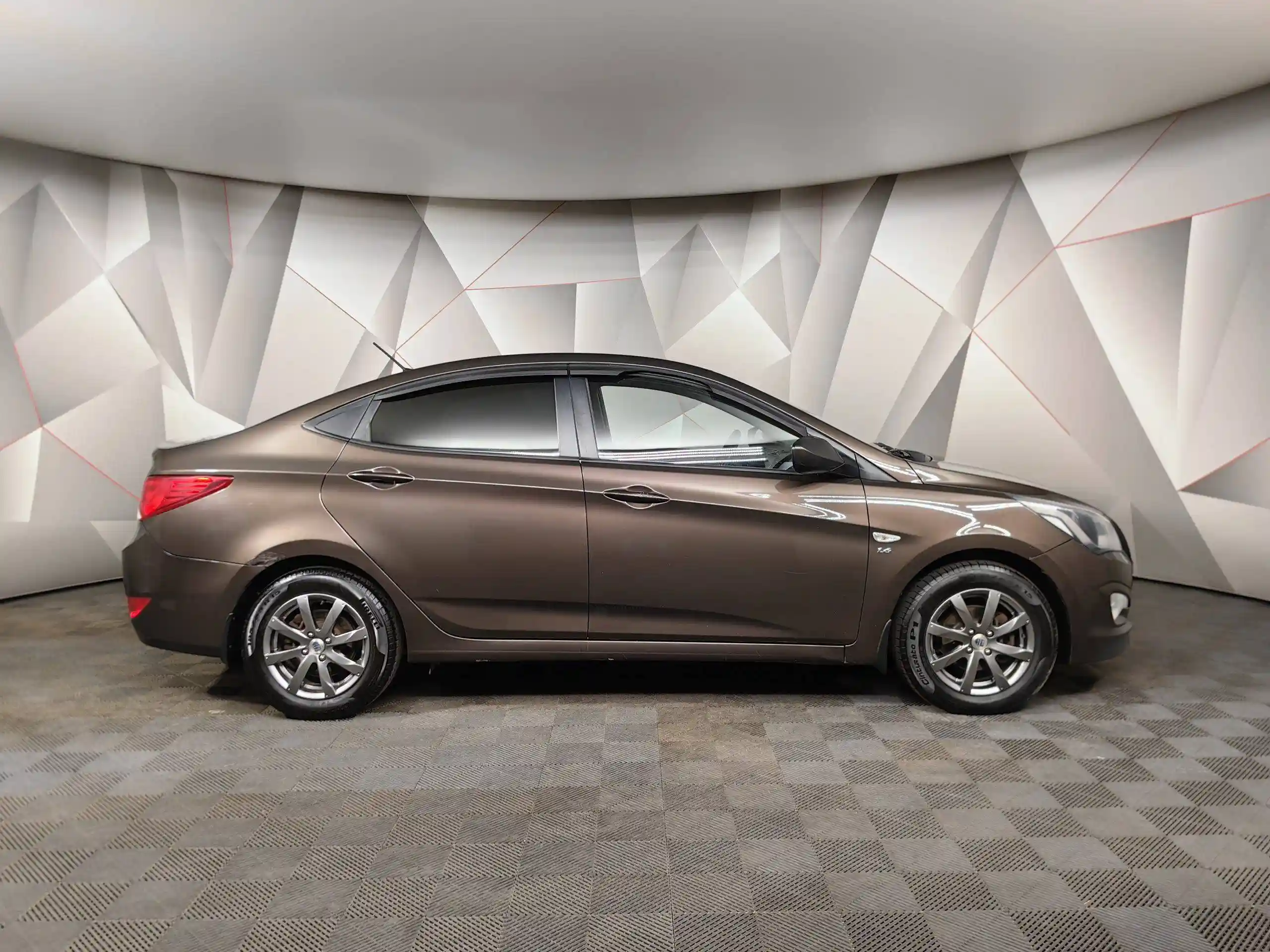 Hyundai Solaris 2014