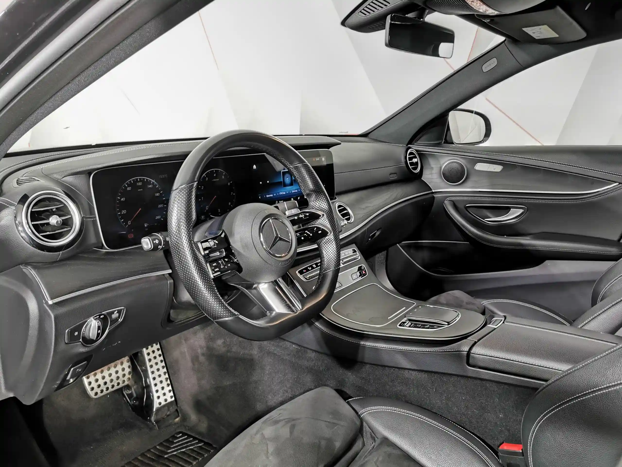 Mercedes-Benz E-Класс 2021