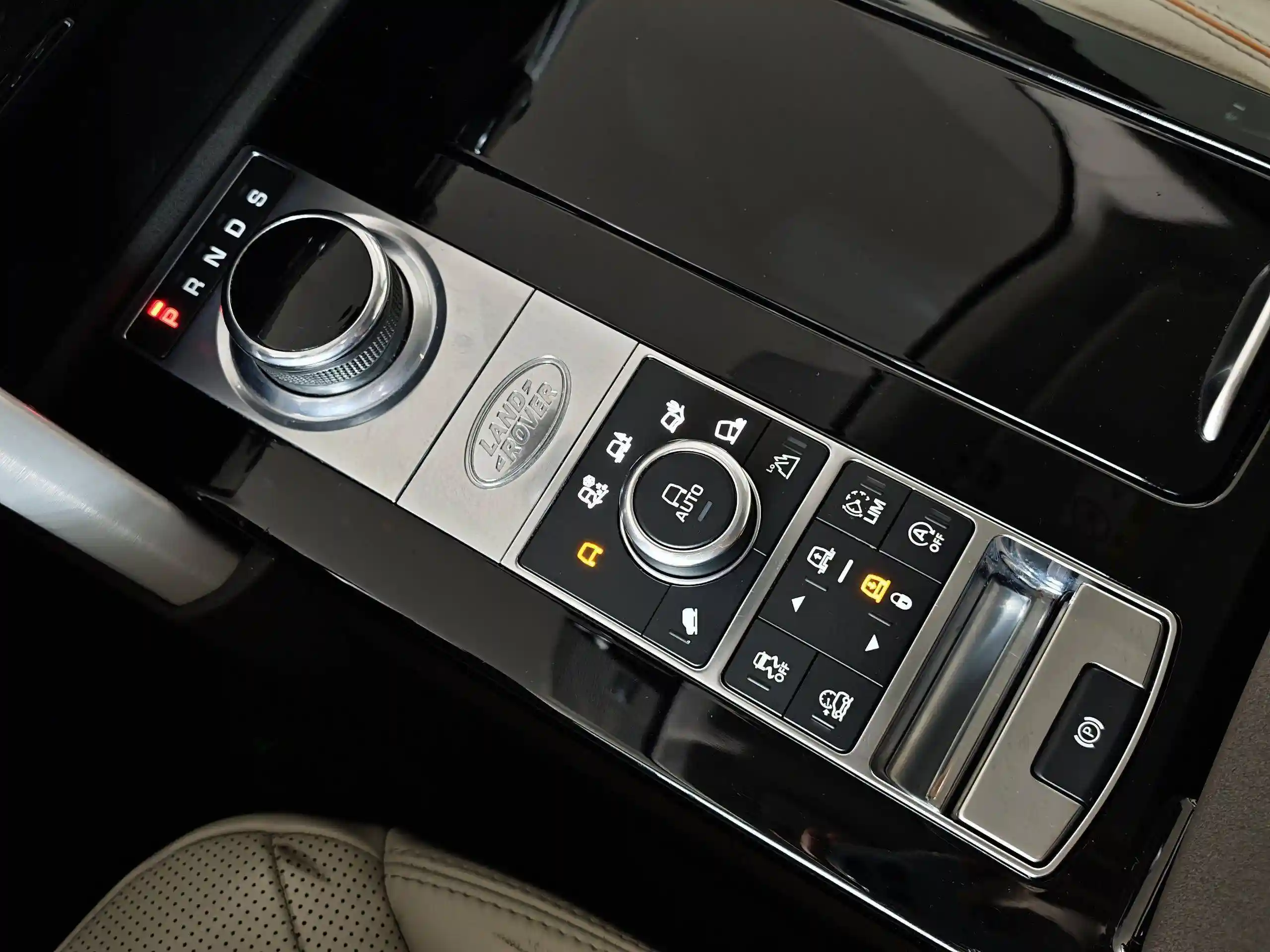 Land Rover Discovery 2017