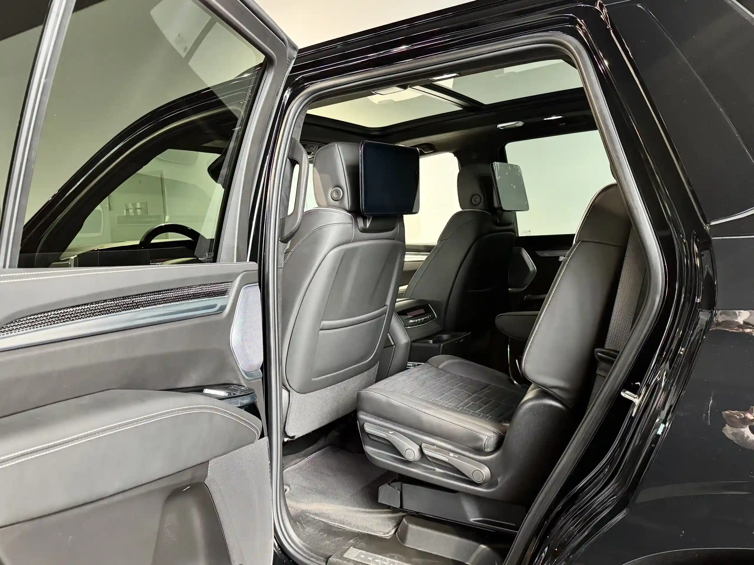 Cadillac Escalade 2025