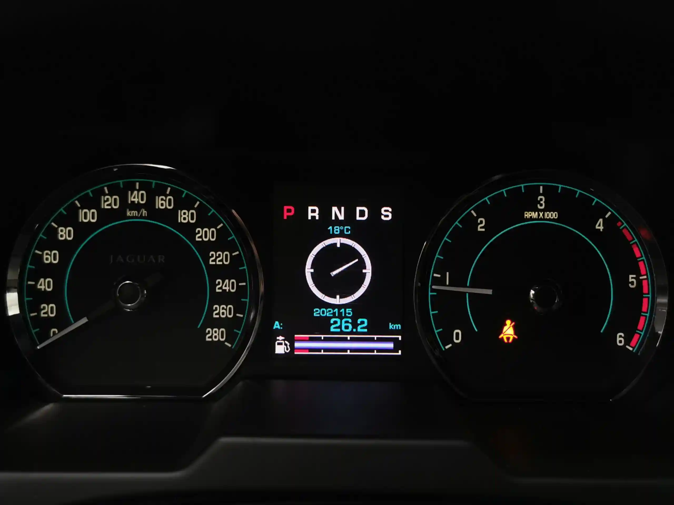 Jaguar XF 2013