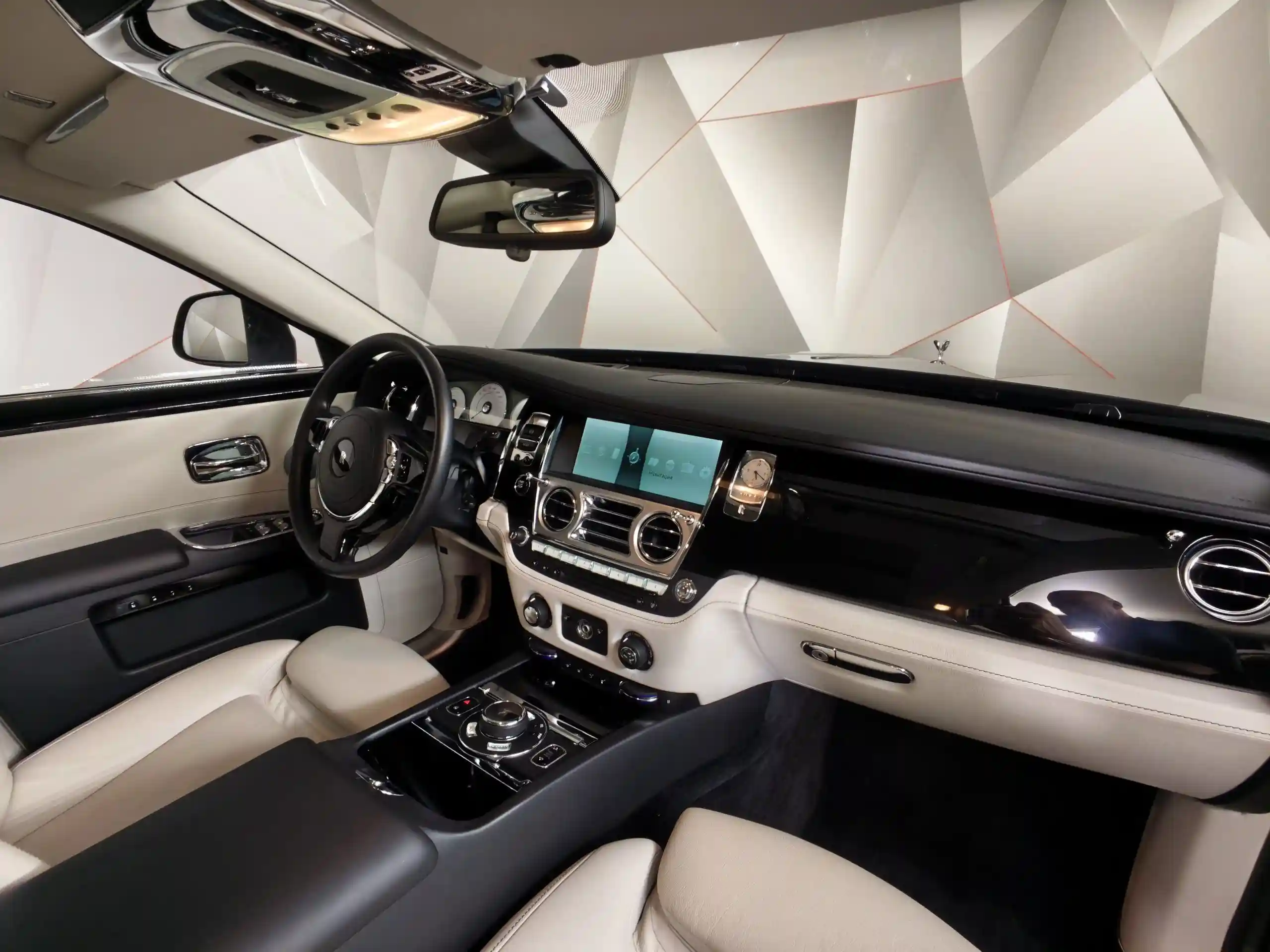 Rolls-Royce Ghost 2015