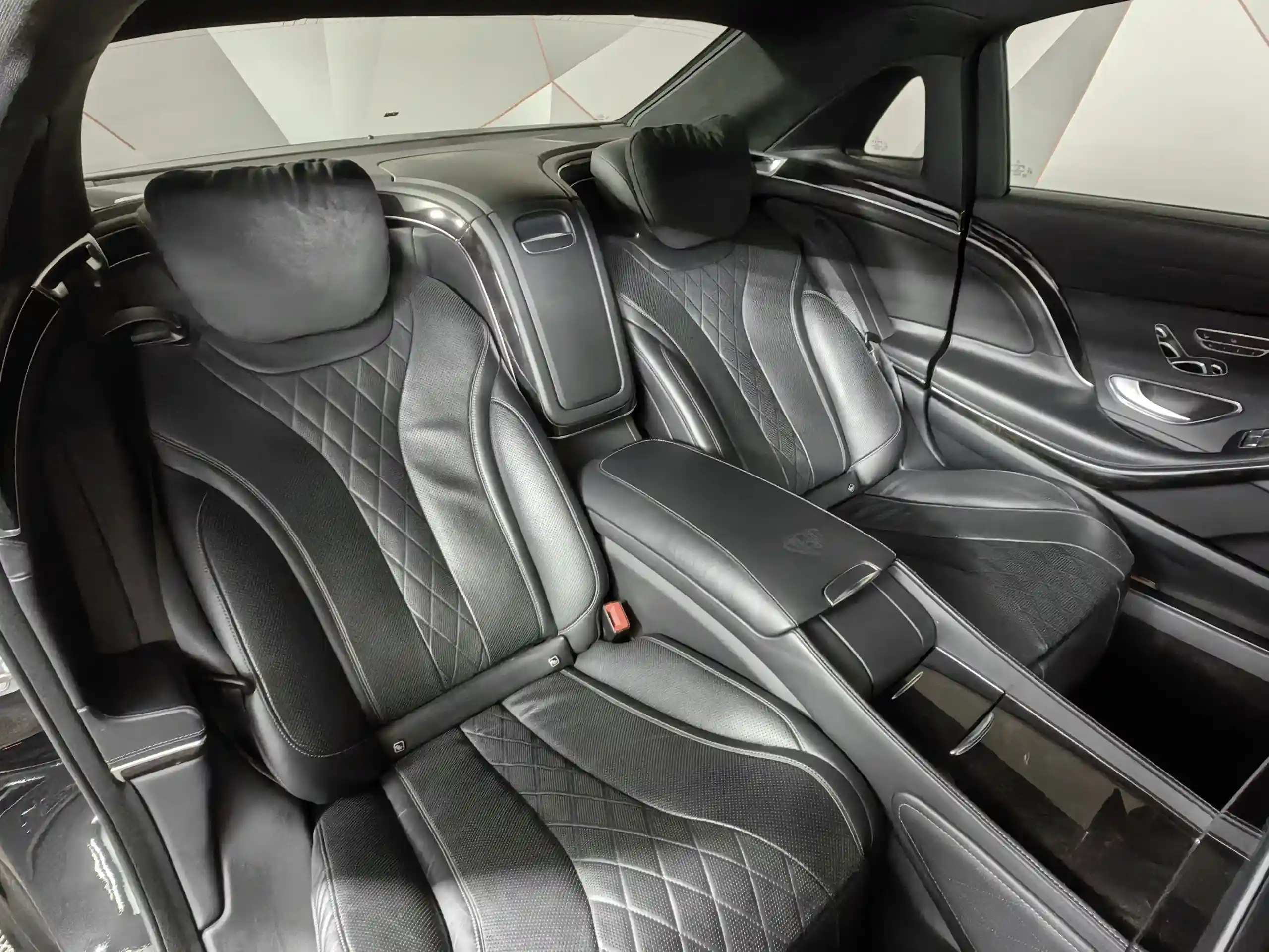 Mercedes-Benz S-Класс 2019