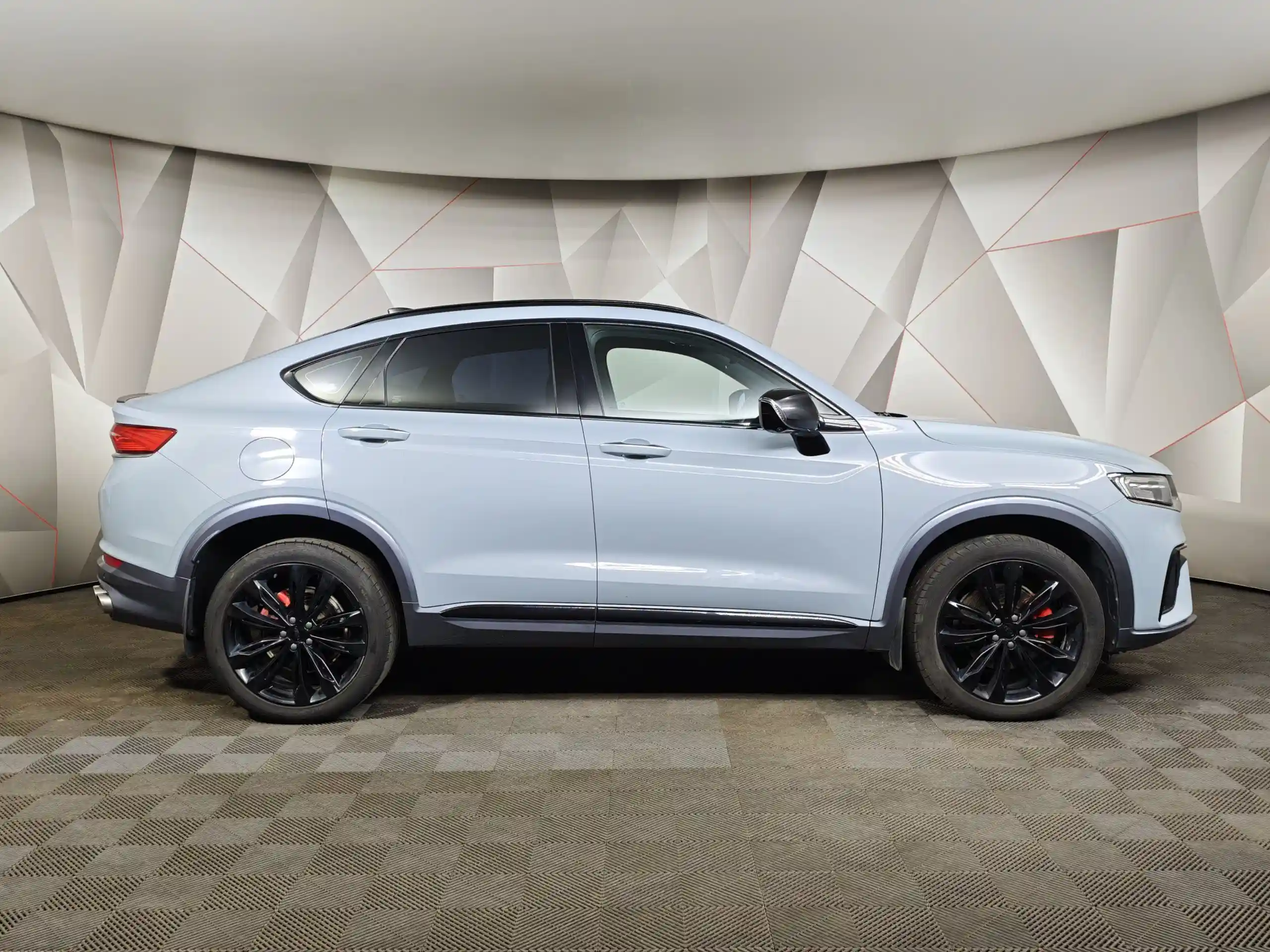 Geely Tugella 2022