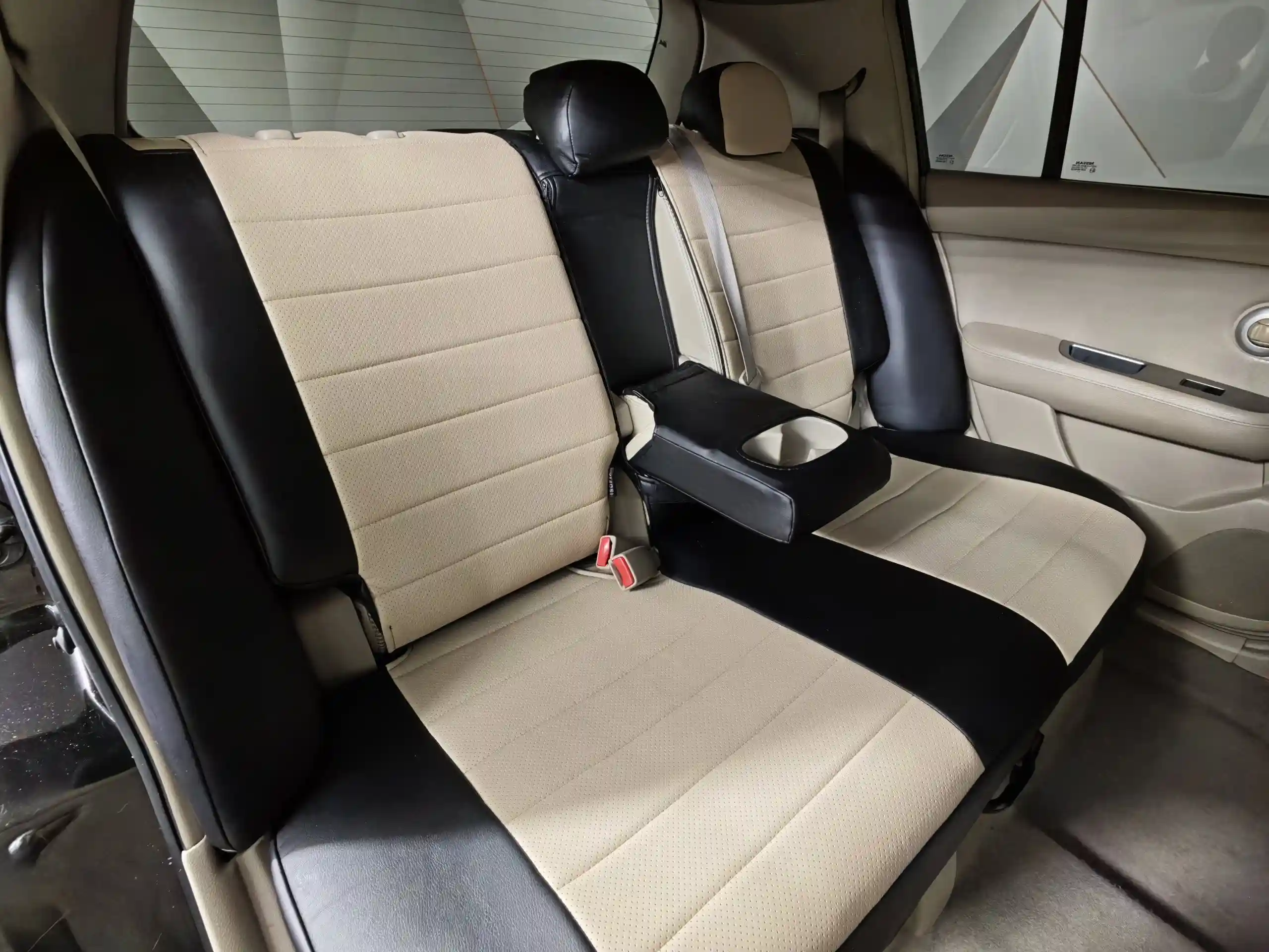 Nissan Tiida 2012