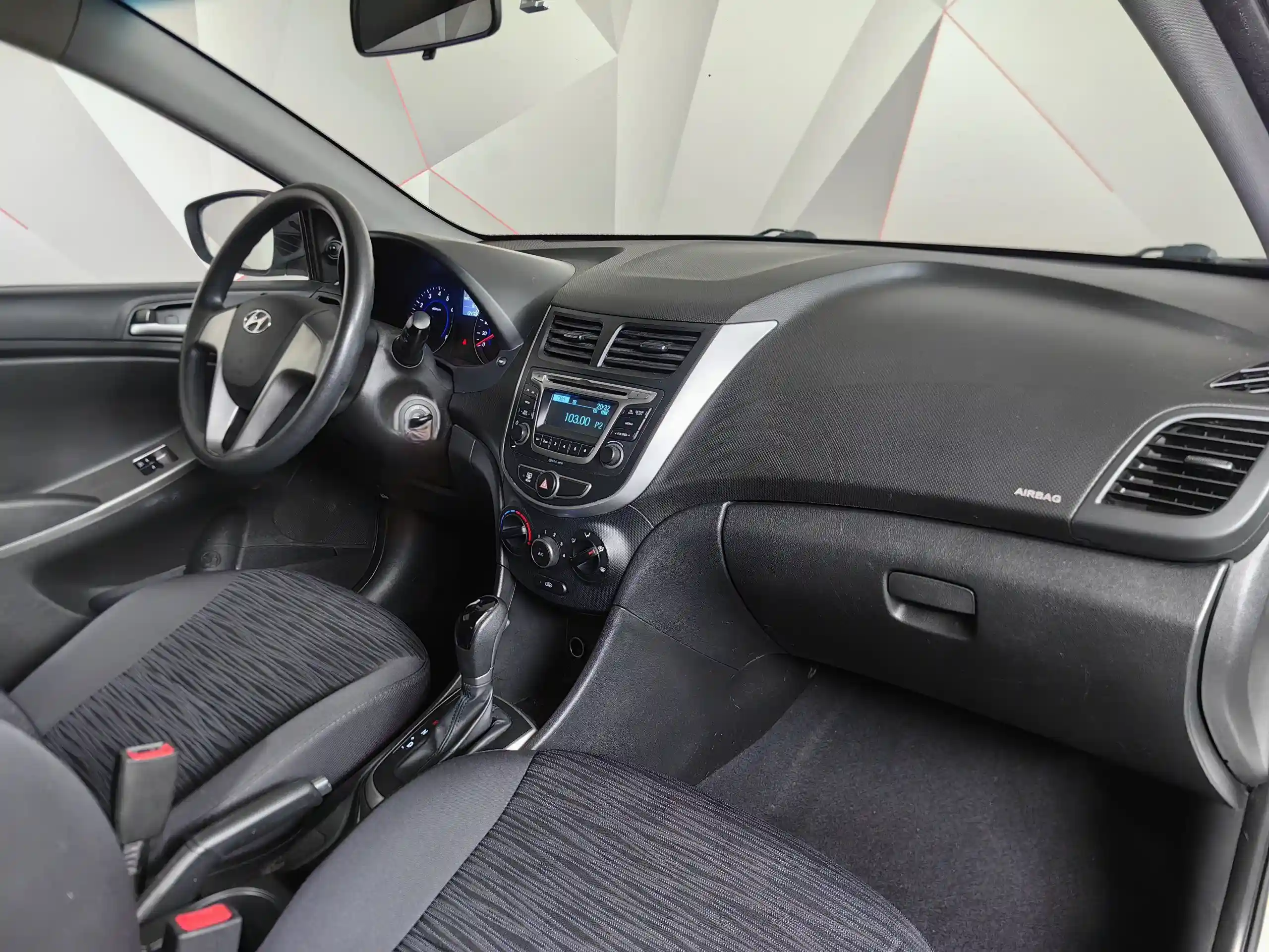 Hyundai Solaris 2016