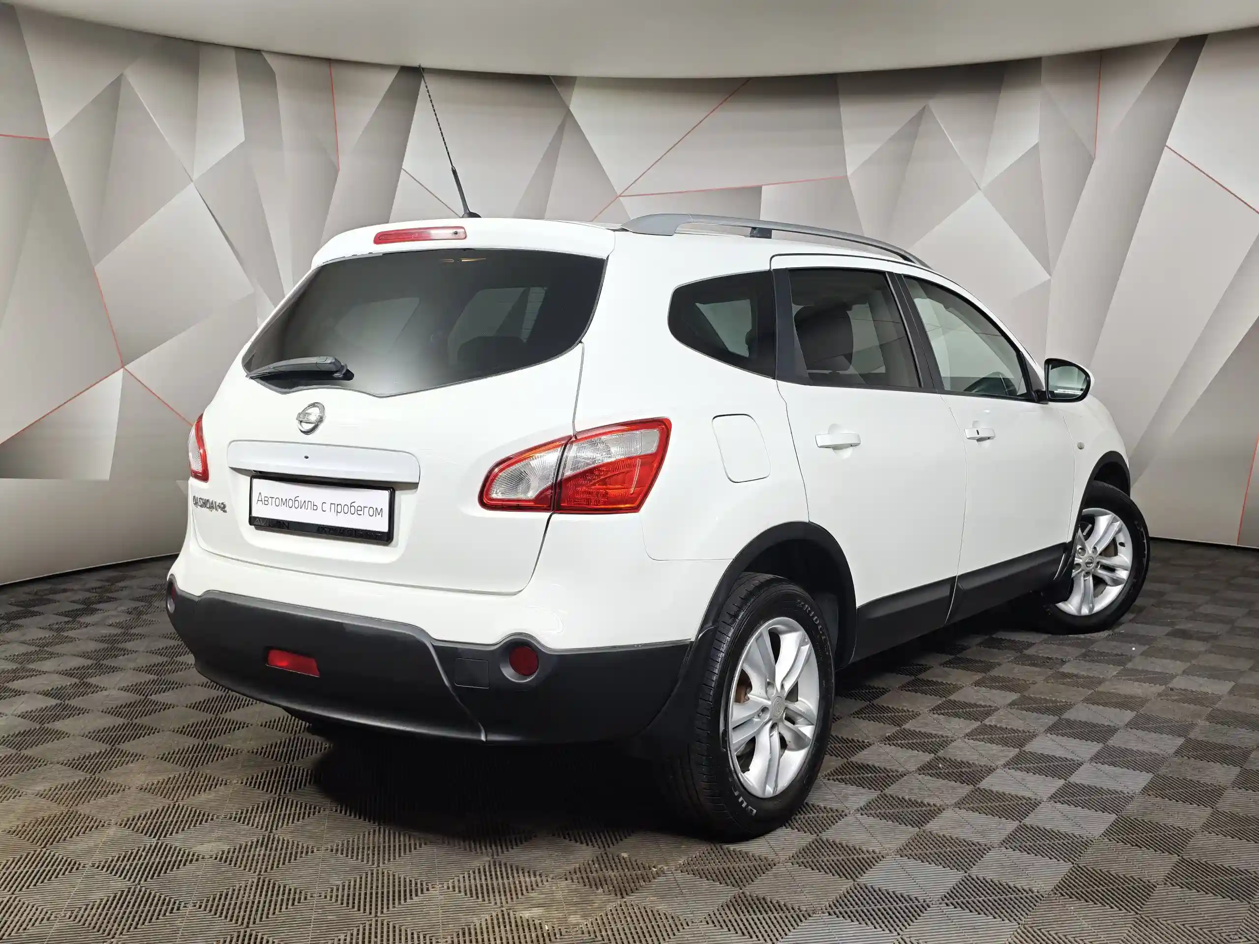 Nissan Qashqai + 2 2010