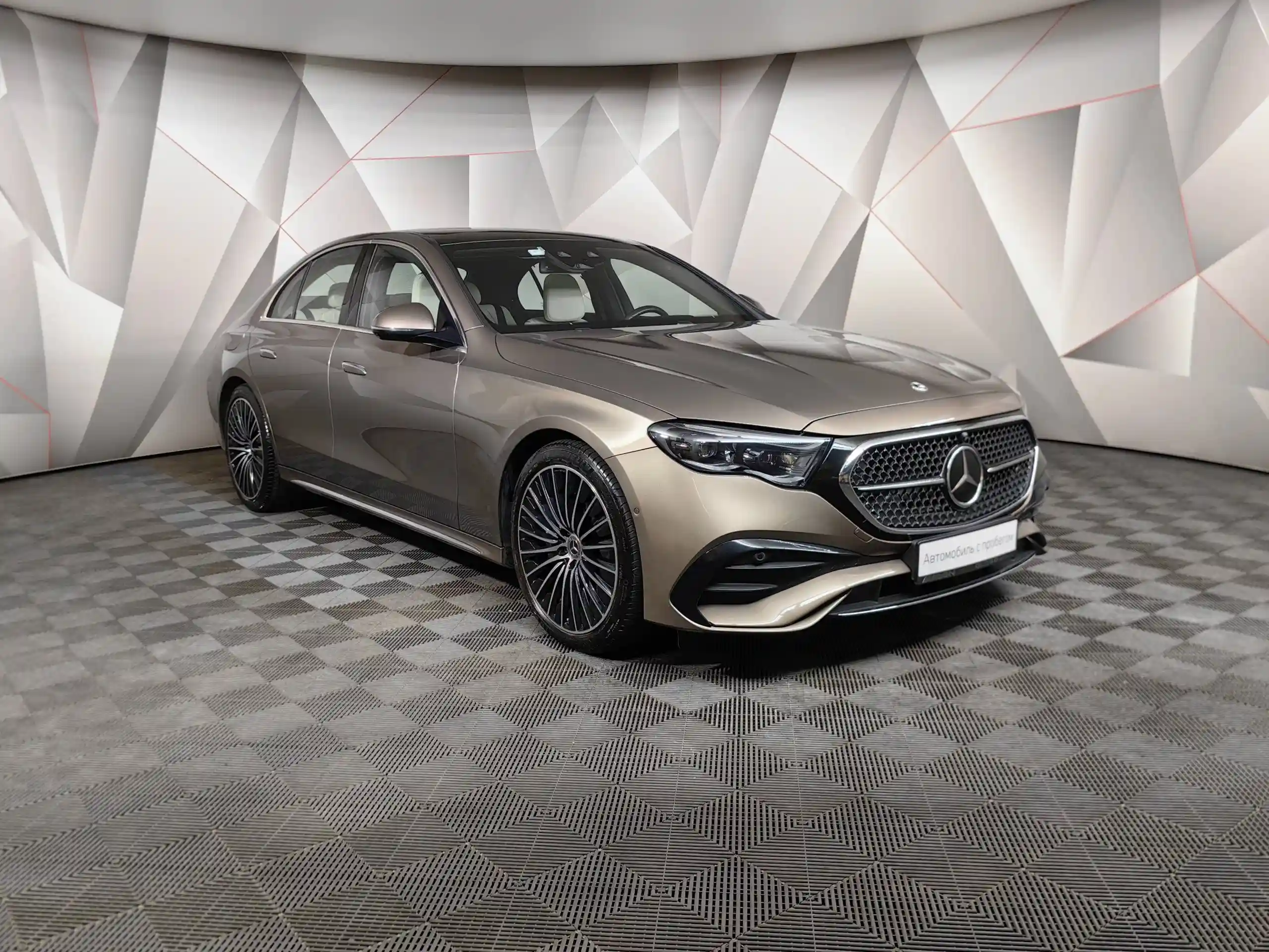Mercedes-Benz E-Класс 2024