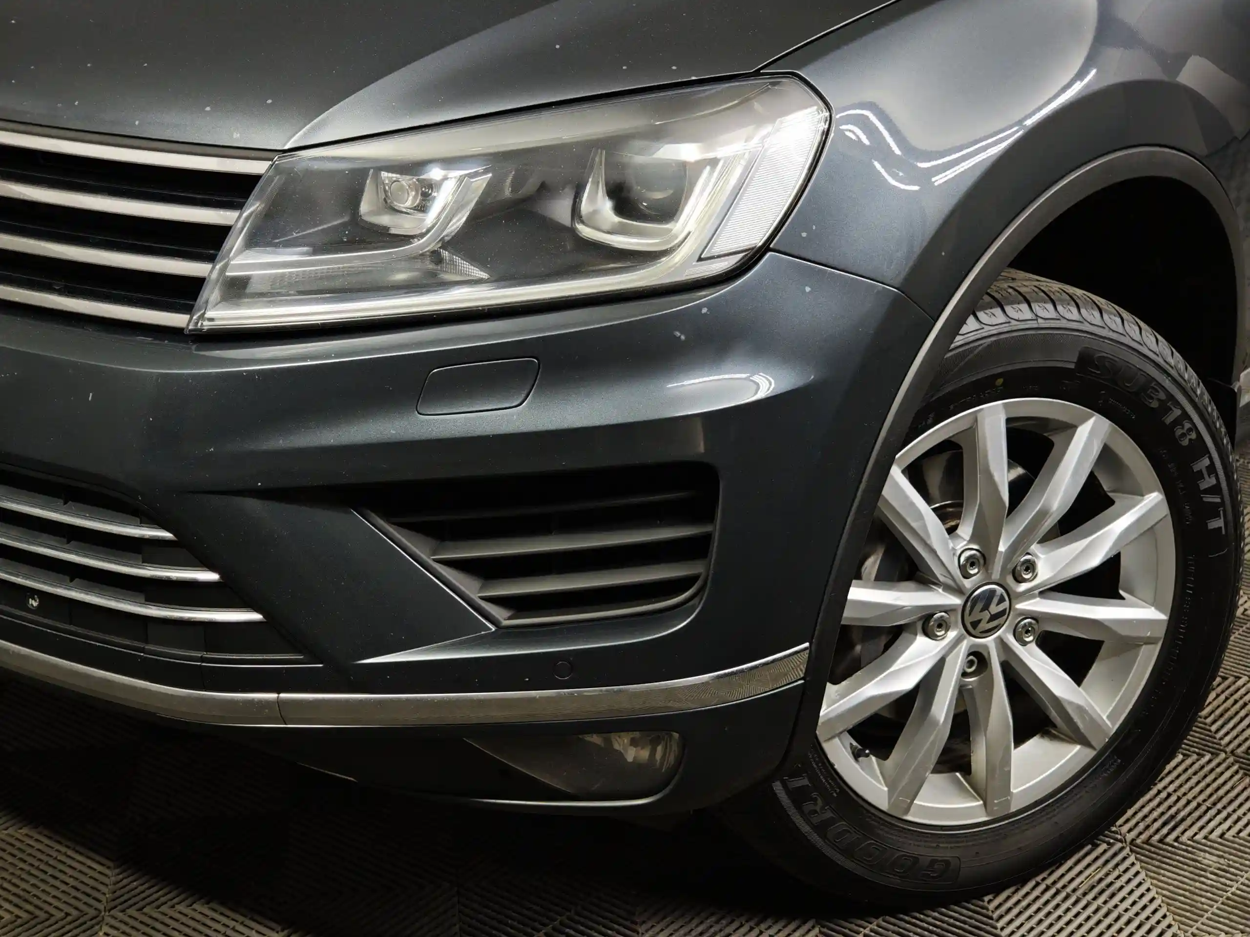 Volkswagen Touareg 2015