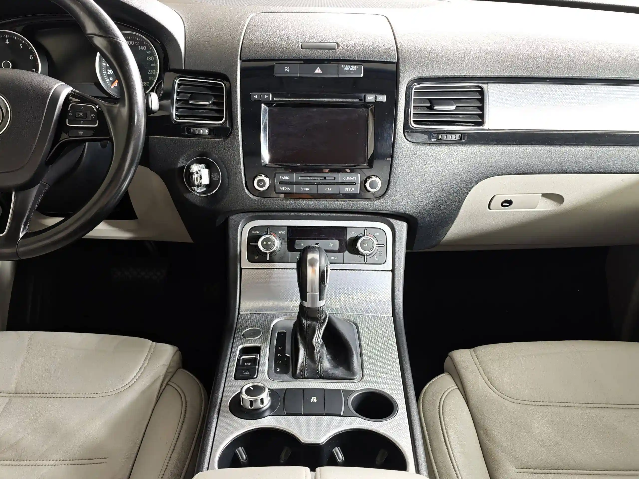 Volkswagen Touareg 2011