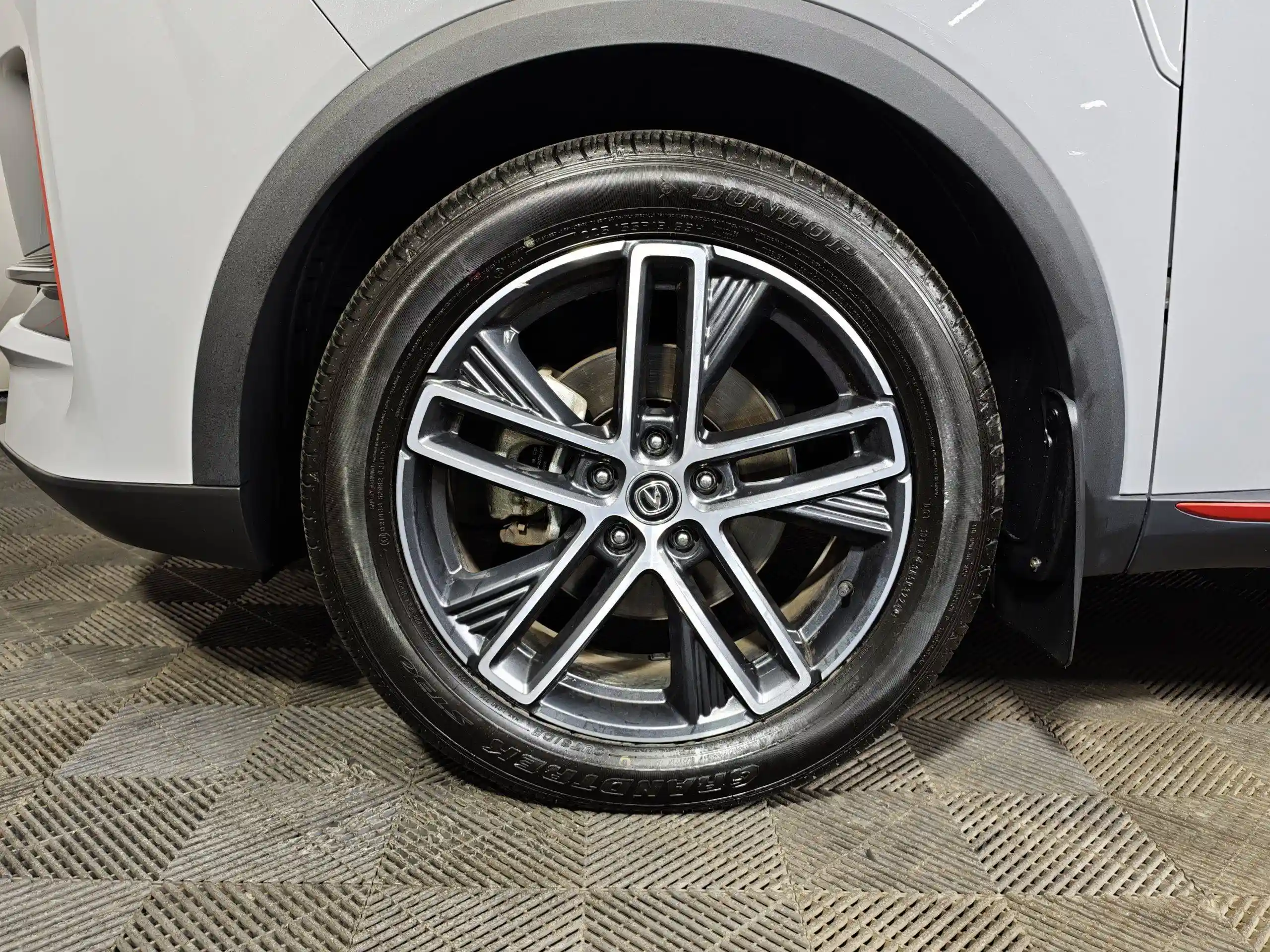 Changan UNI-S 2024