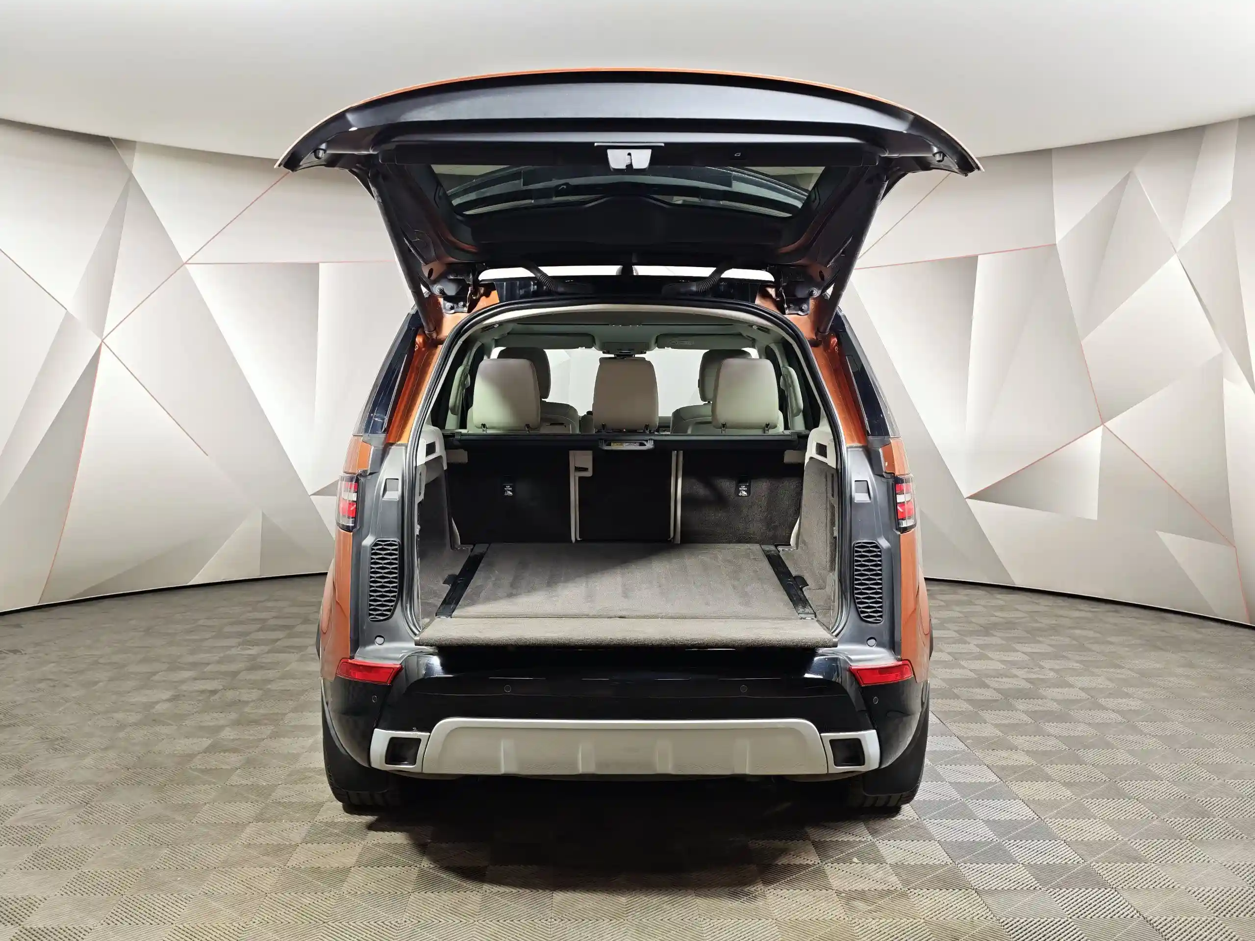 Land Rover Discovery 2018