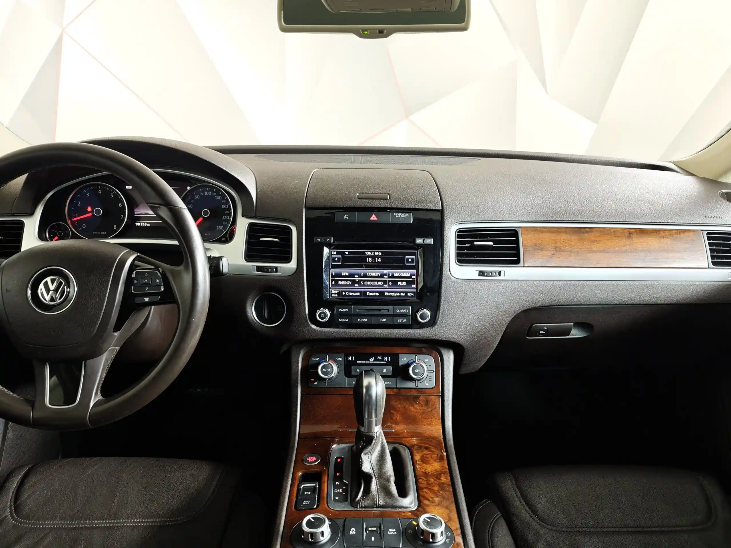 Volkswagen Touareg 2014