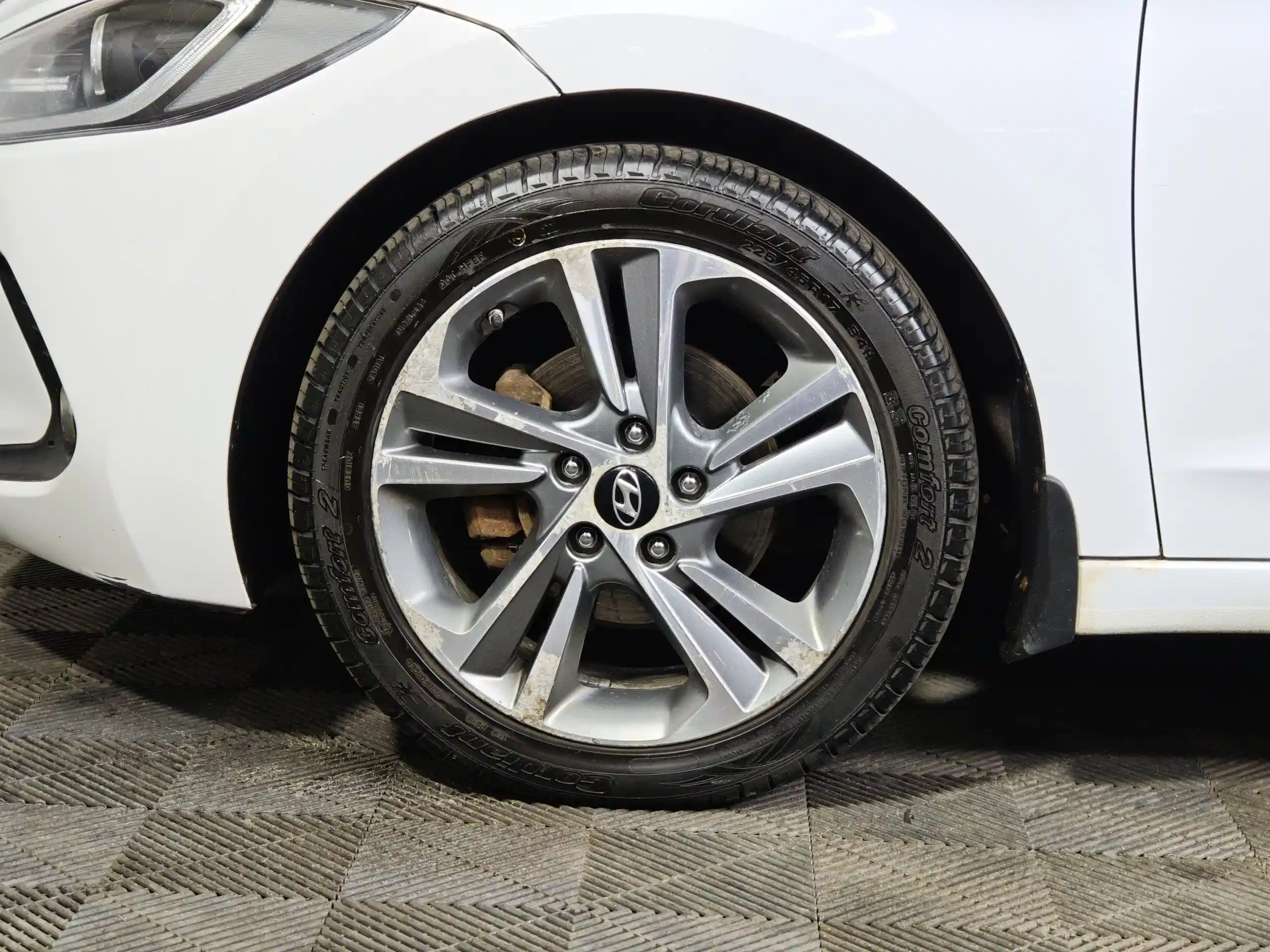 Hyundai Elantra 2017