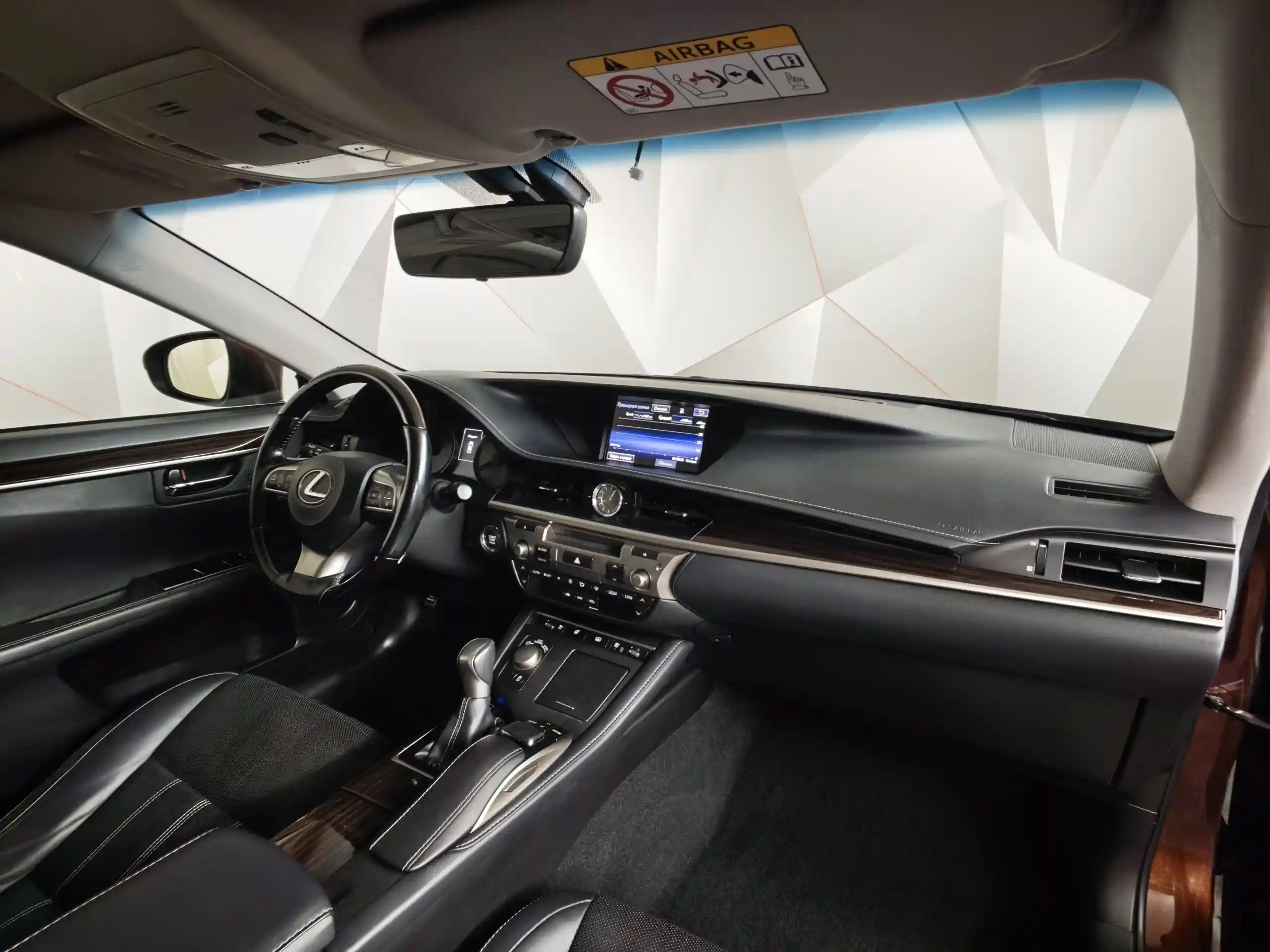 Lexus ES 2016