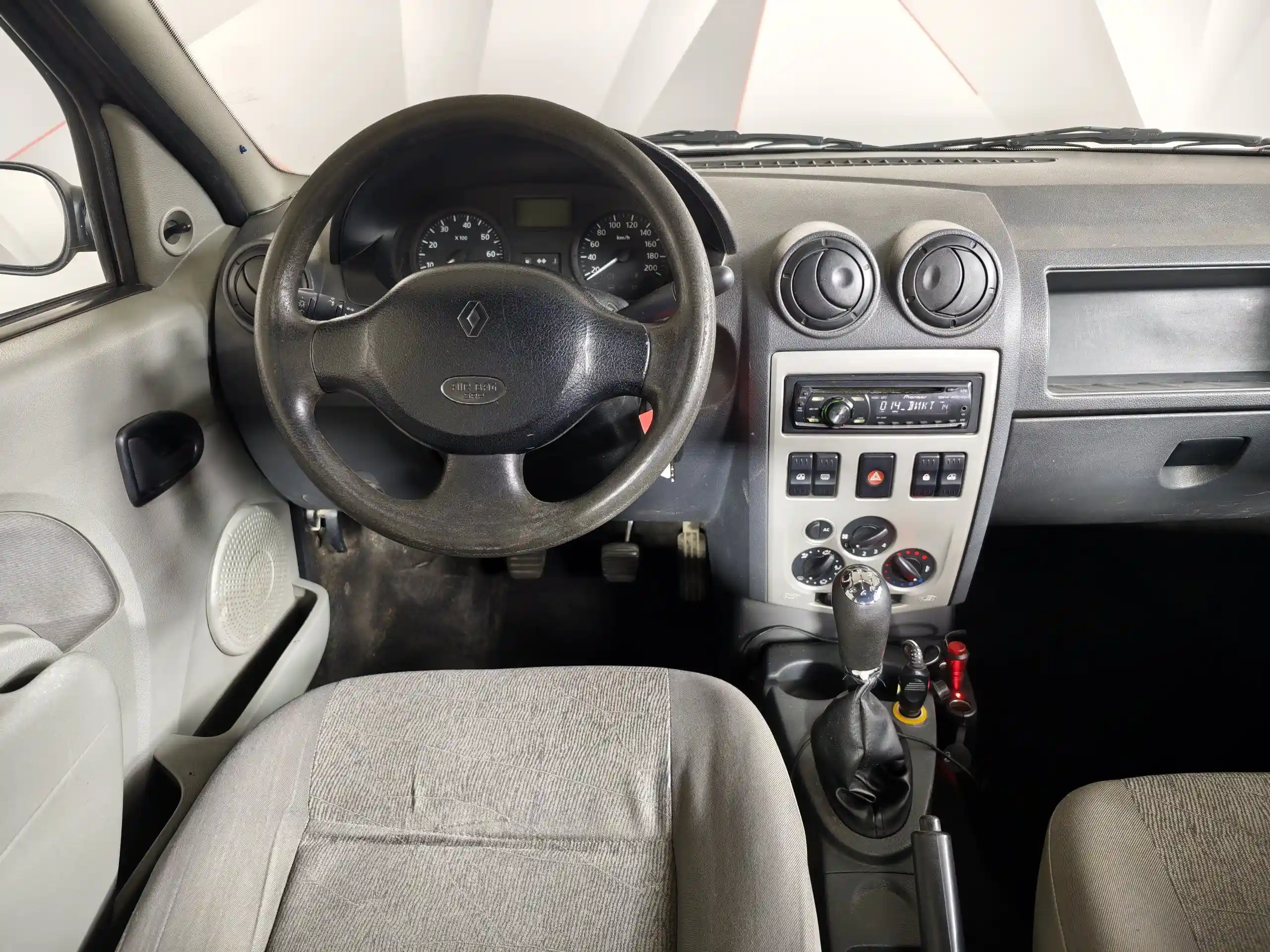 Renault Logan 2007
