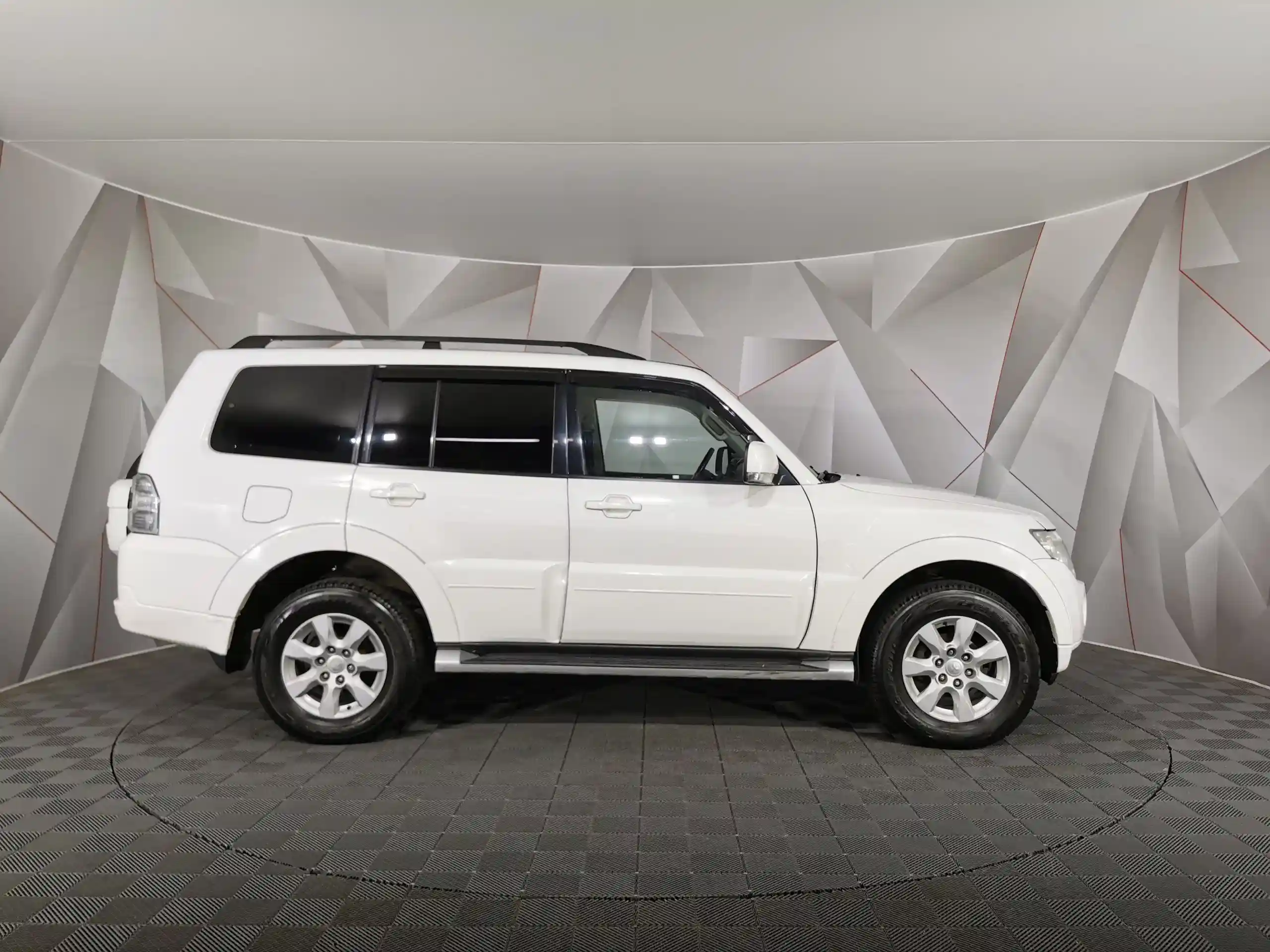 Mitsubishi Pajero 2011