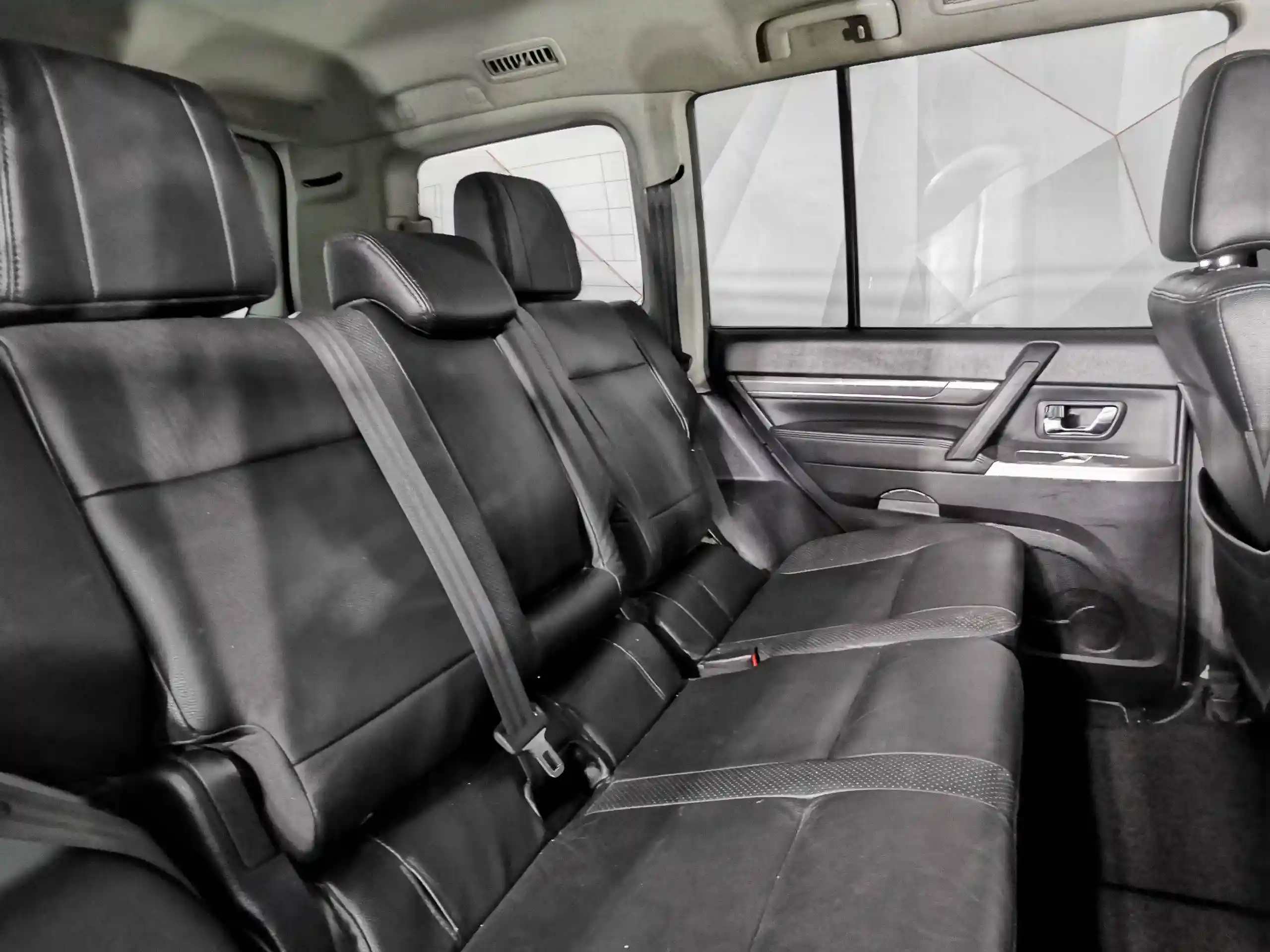 Mitsubishi Pajero 2012