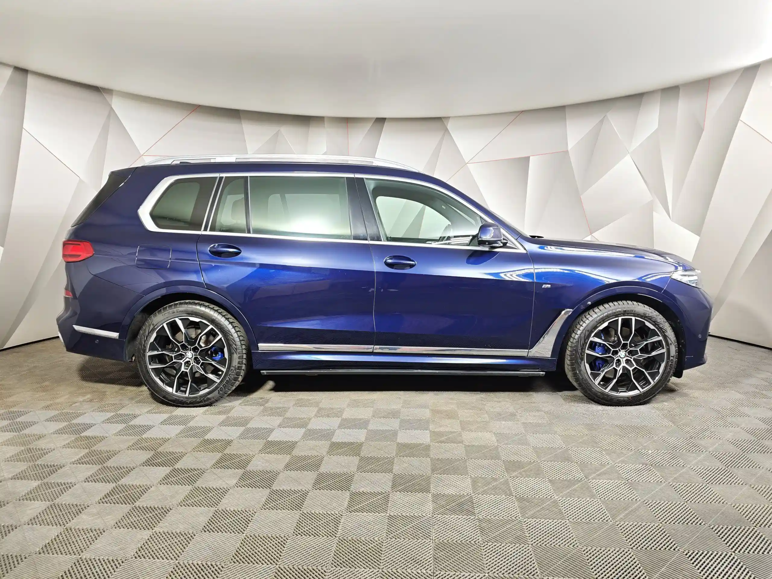 BMW X7 2021